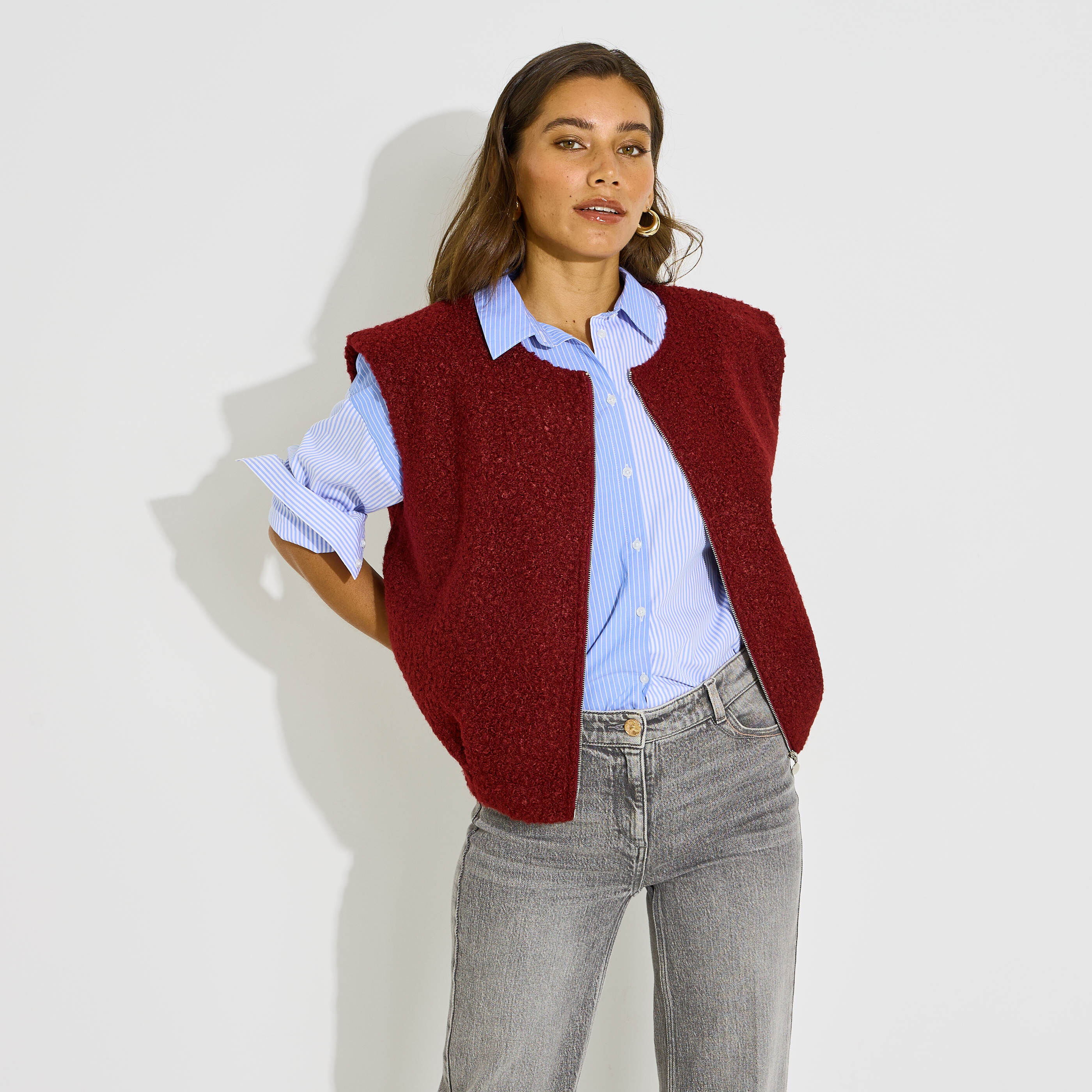 Gilet sans manches zipp&eacute; femme