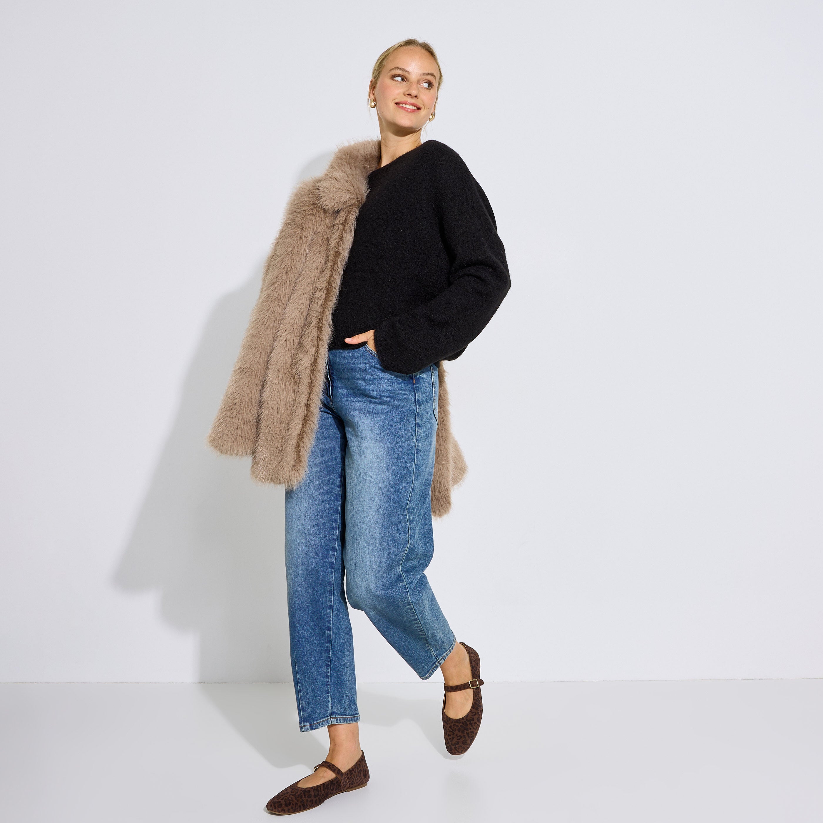 Pull loose col rond femme