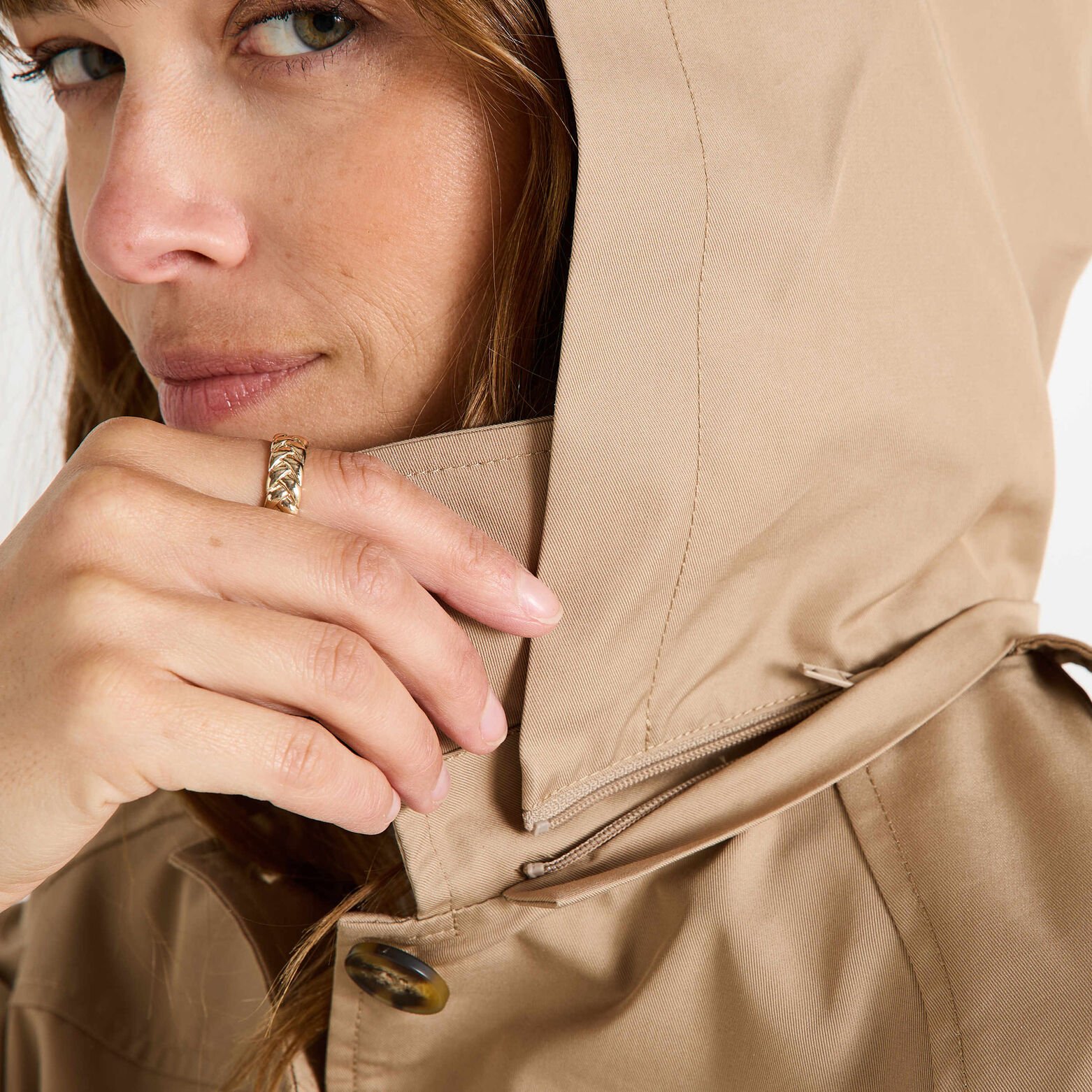 Trench mi-long à capuche femme