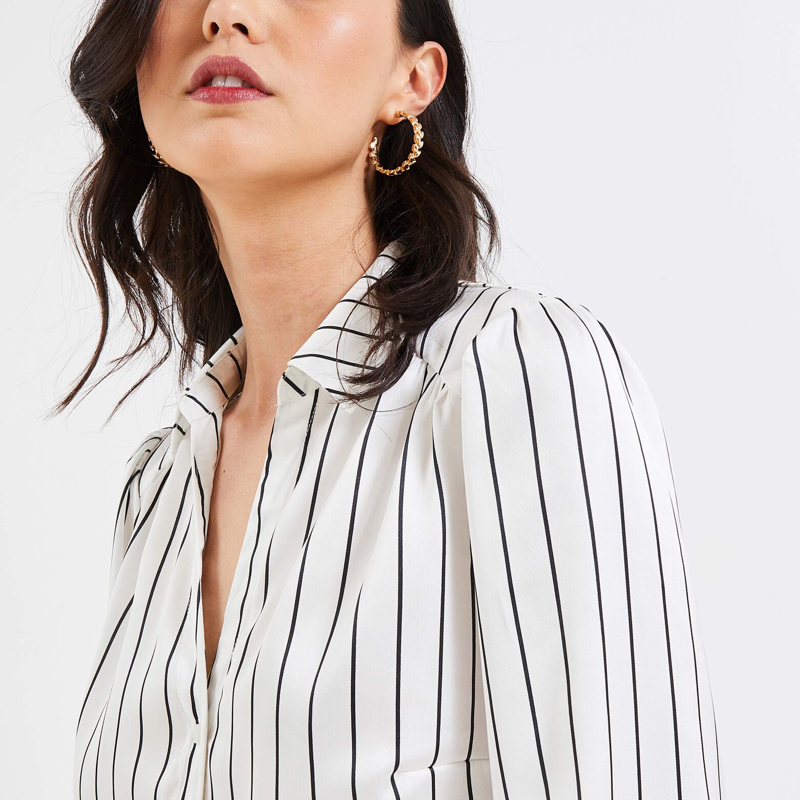Chemise satinée à manches longues