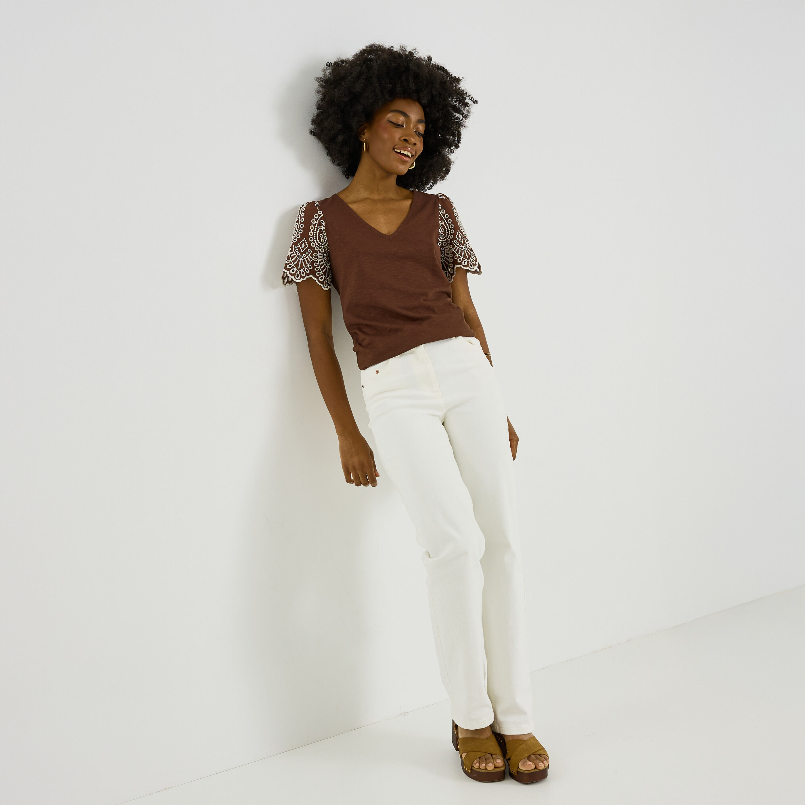 T-shirt manches volant&eacute;es femme