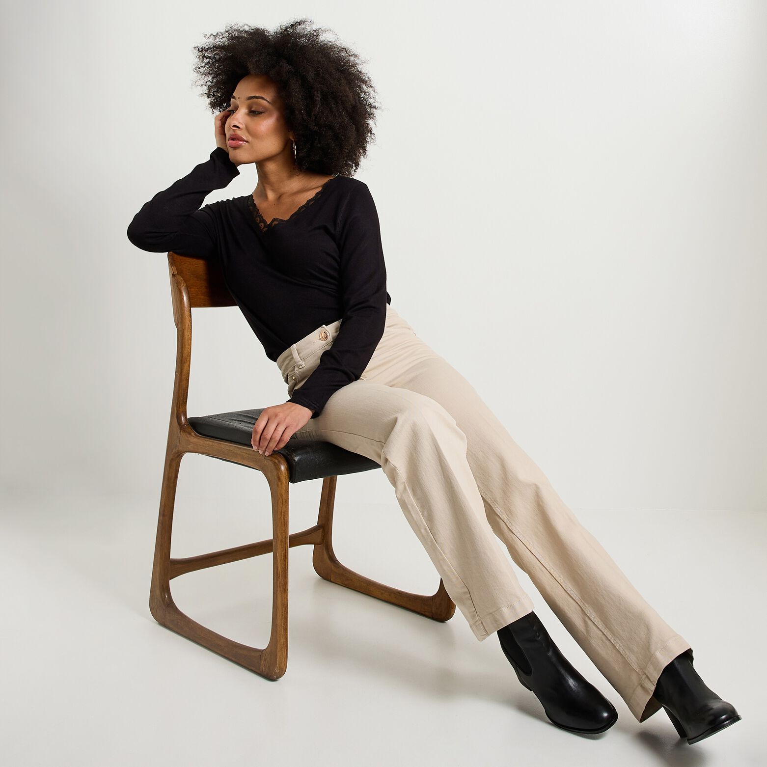 Pull col V femme