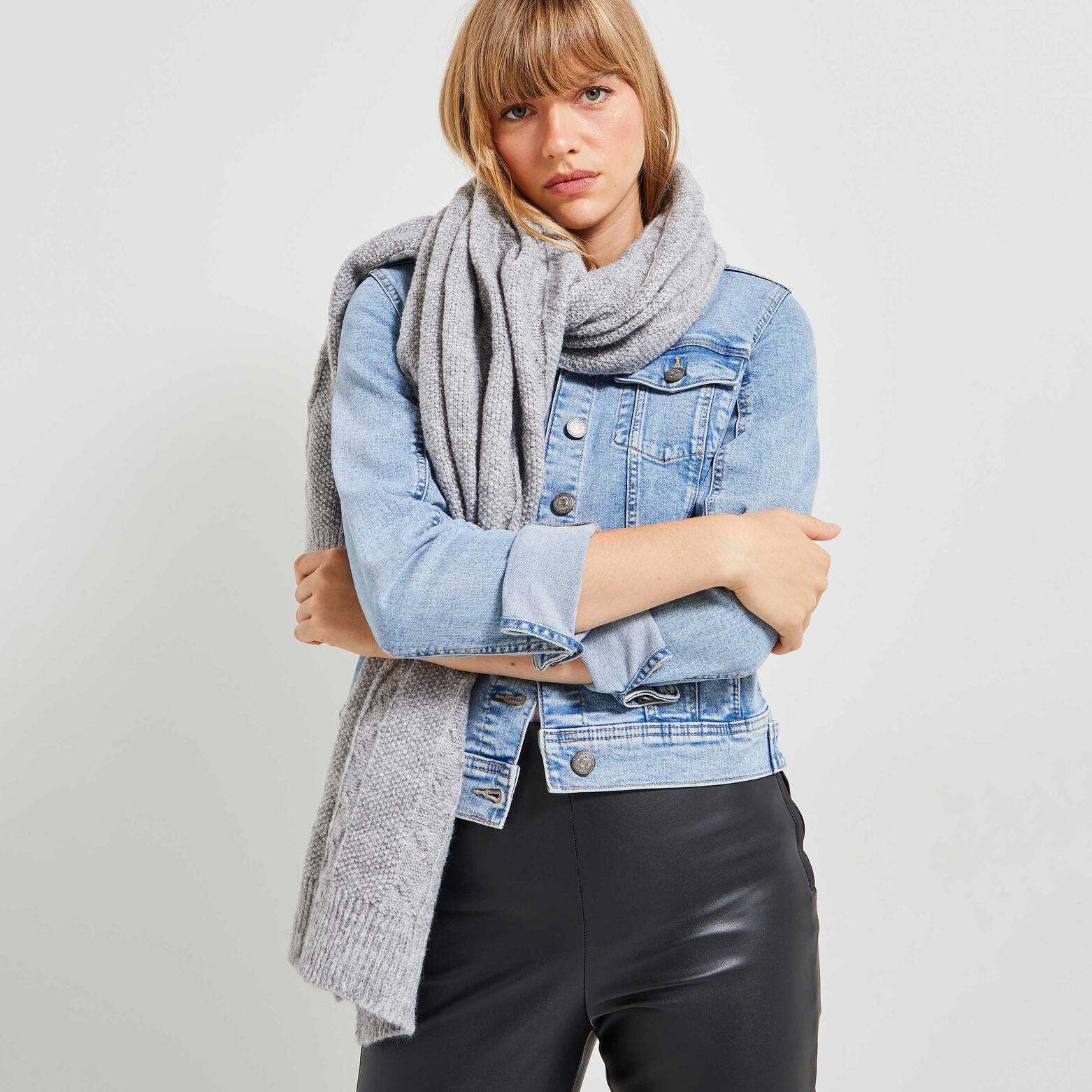 Echarpe tricot torsadé femme