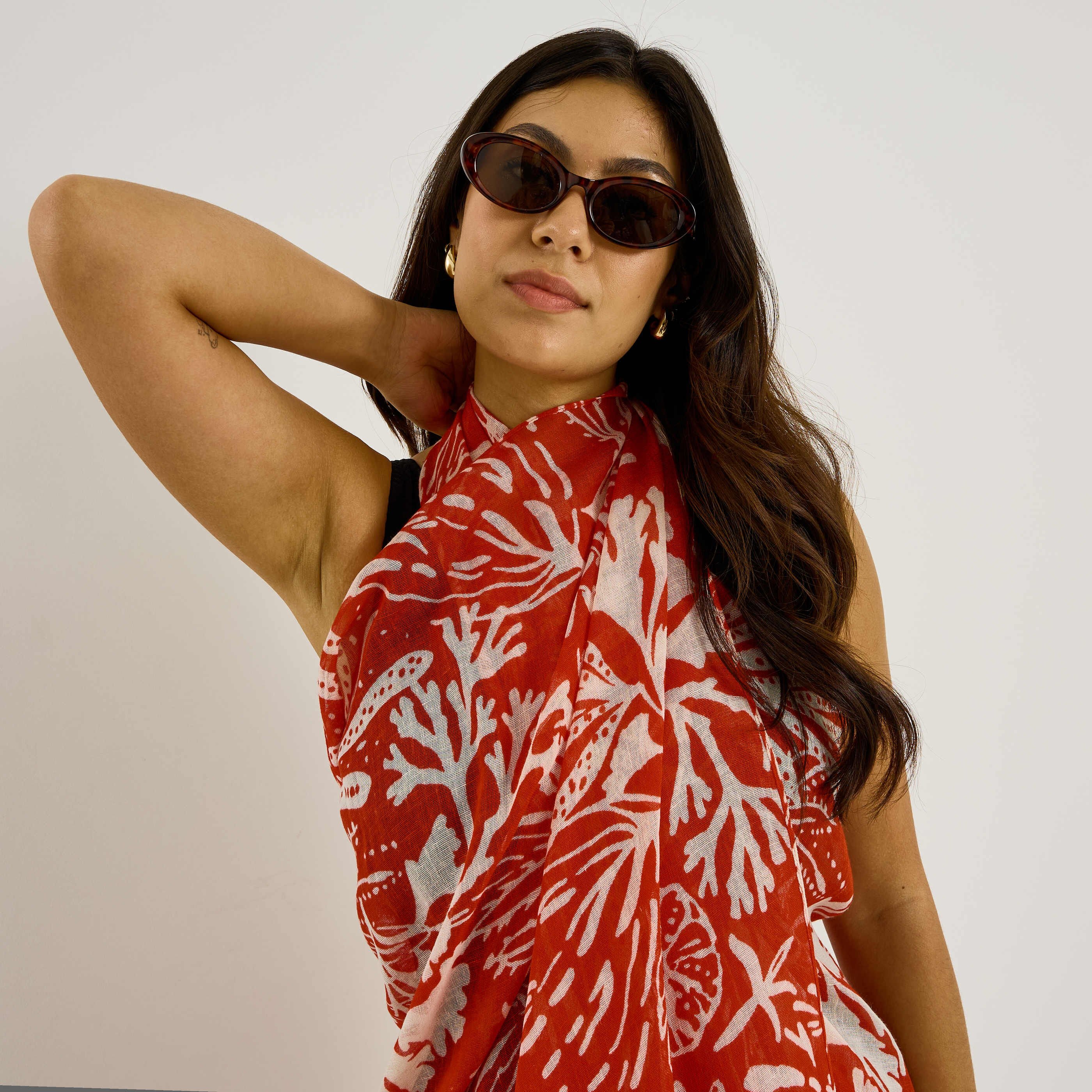 Etole longue imprim&eacute;e femme