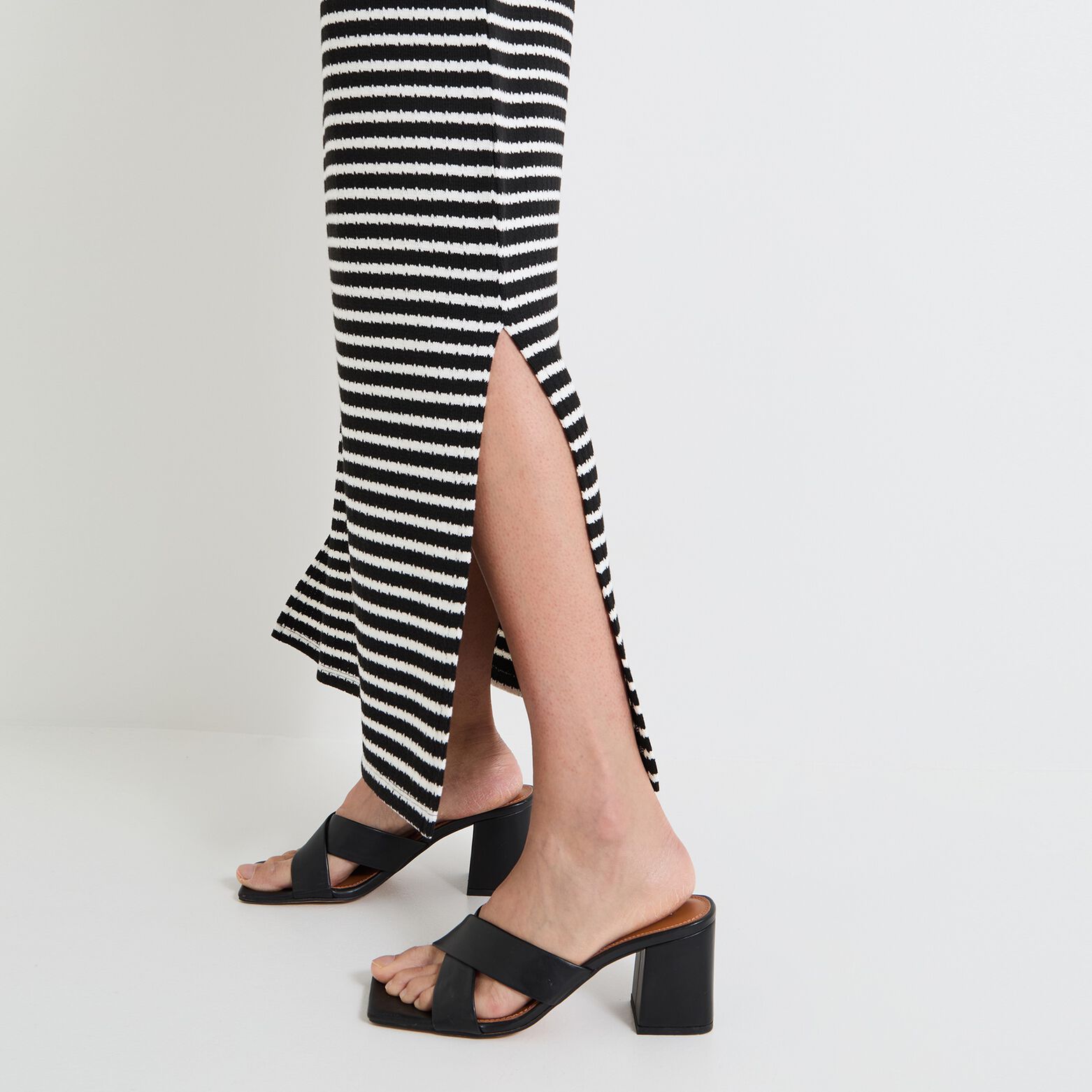 Robe col rond femme