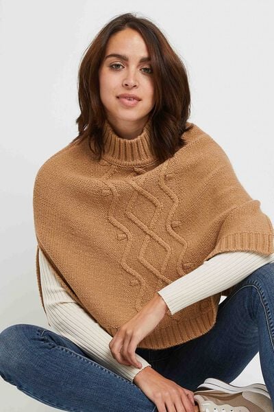 Cape en tricot col montant femme