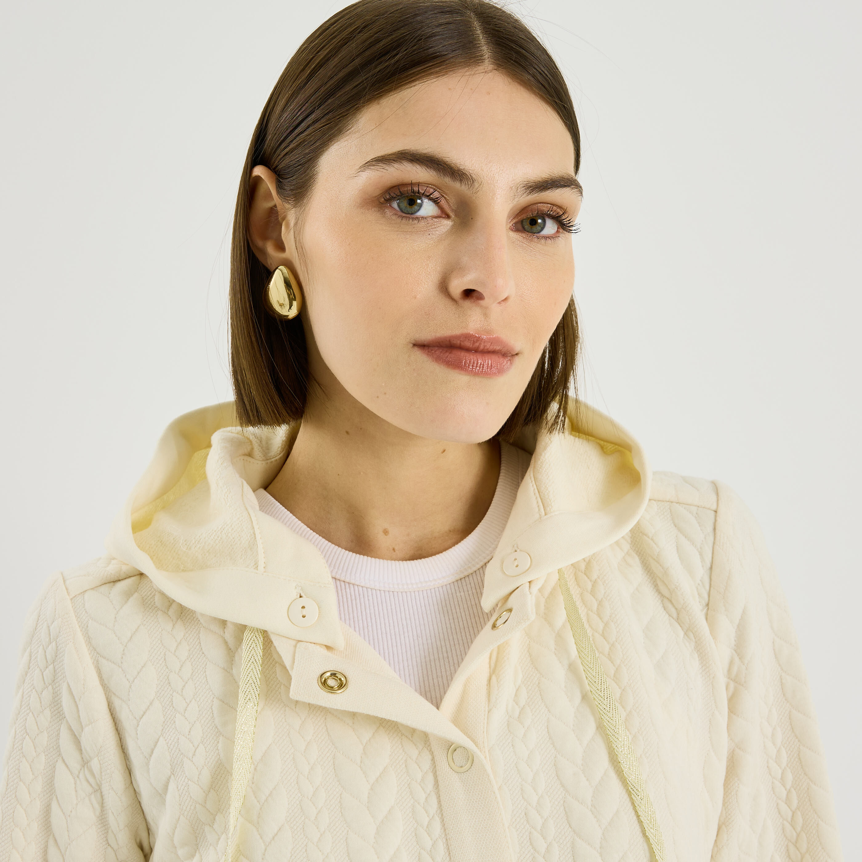 Bomber matelass&eacute; capuche amovible femme