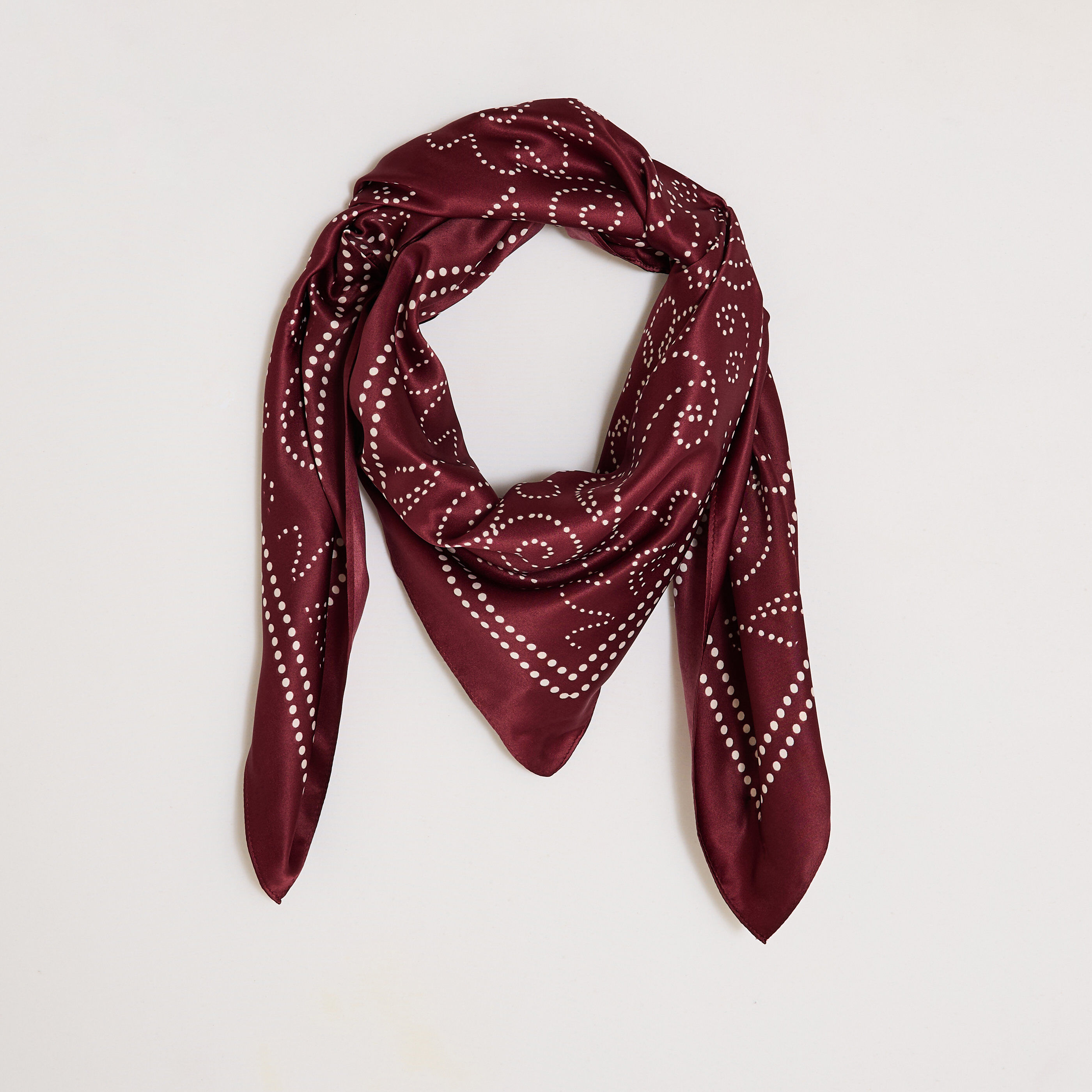 Foulard carr&eacute; imprim&eacute; femme