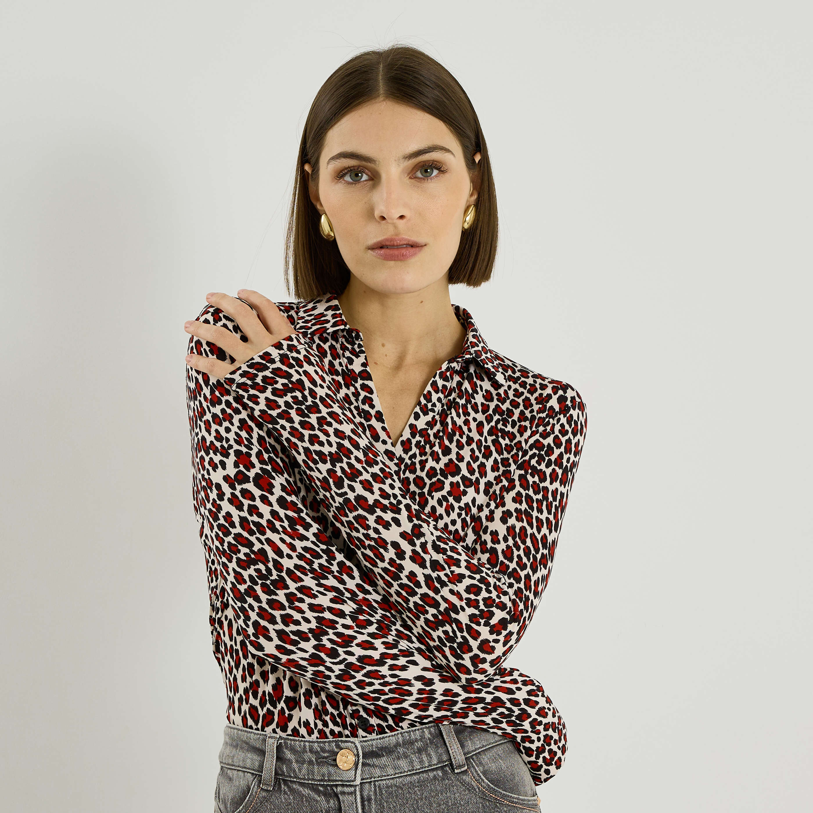 Chemise en maille imprim&eacute; l&eacute;opard femme
