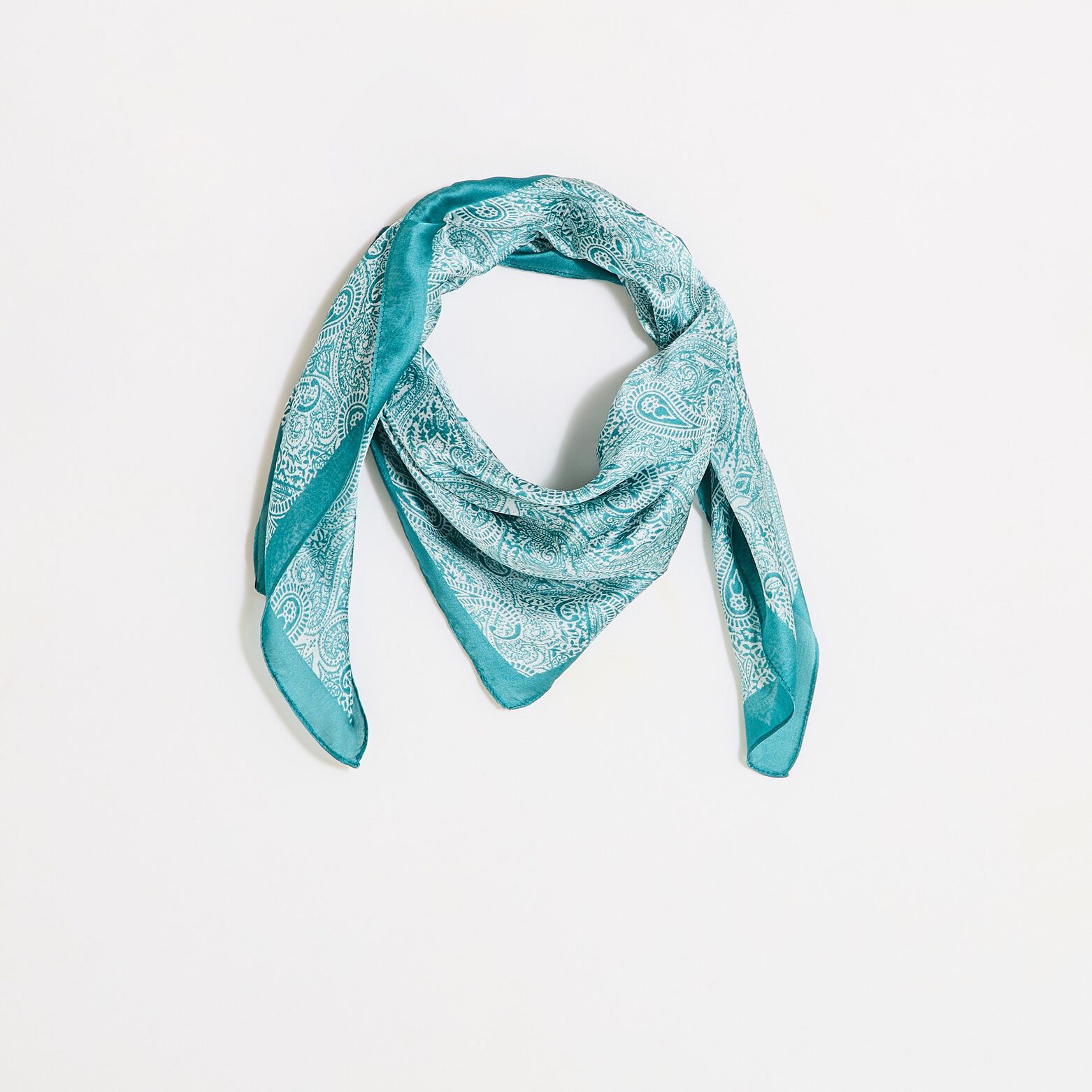 Foulard carré satiné femme