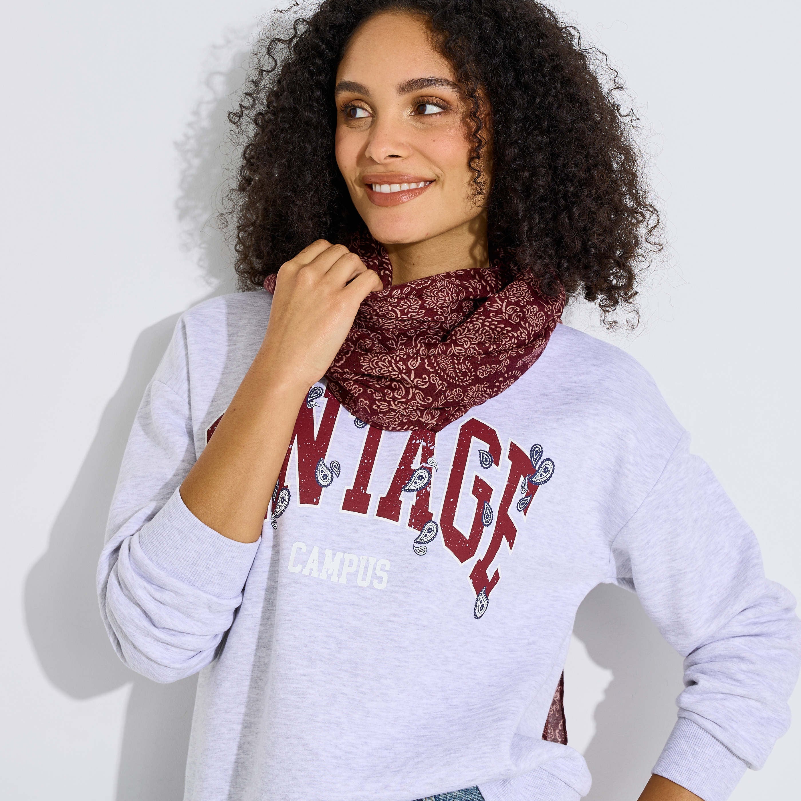 &Eacute;tole fluide motif cachemire femme