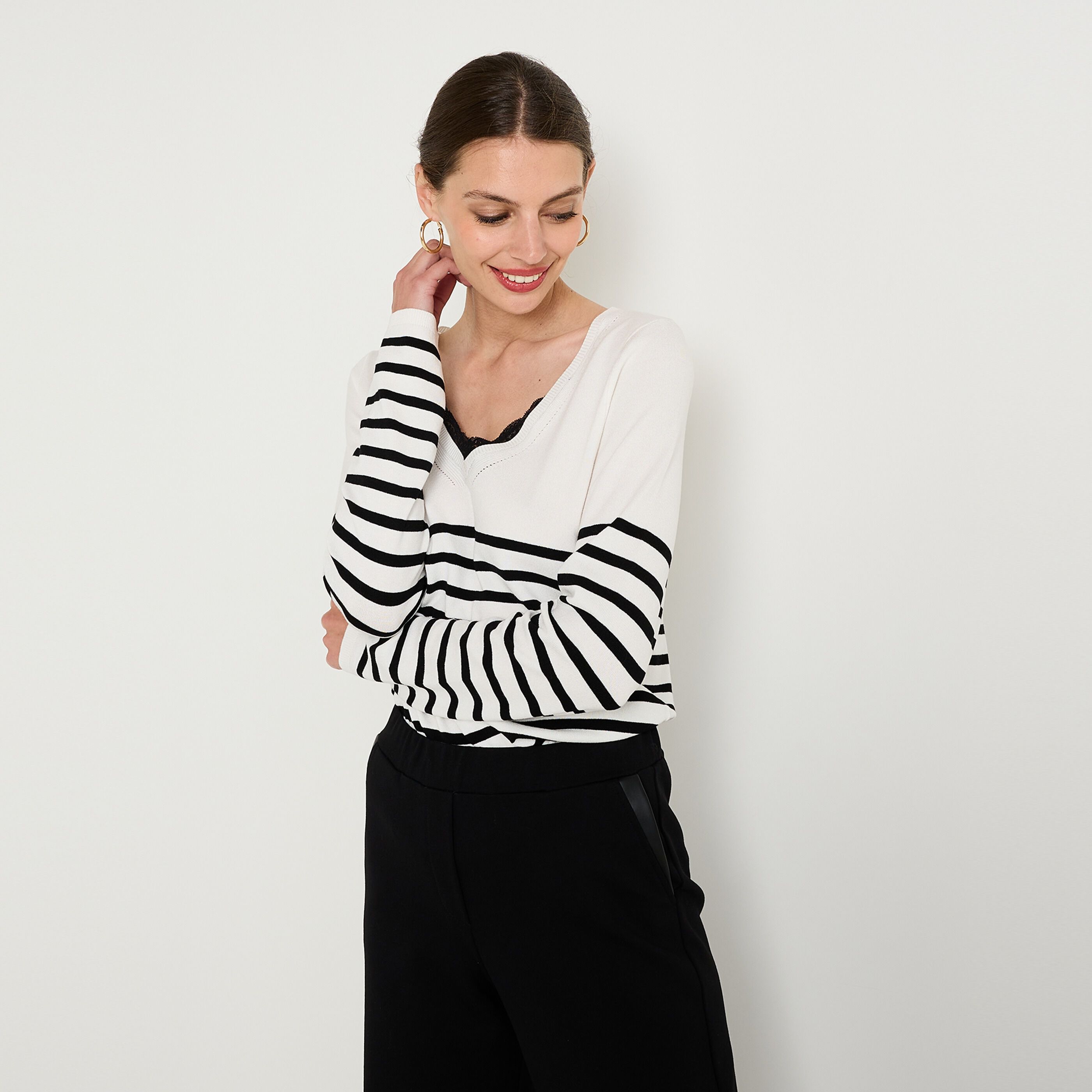 Pull col V femme