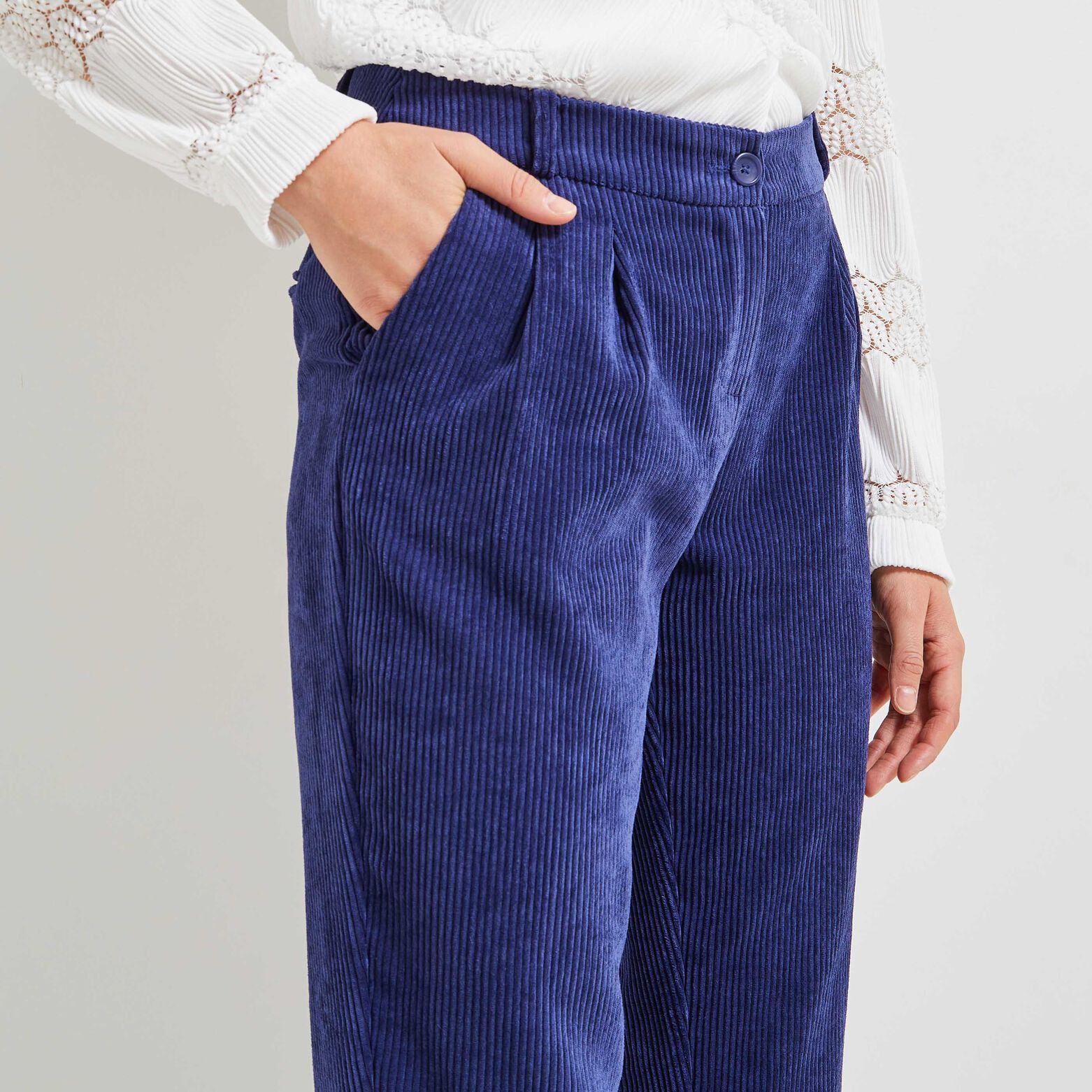 pantalon velours côtelé femme