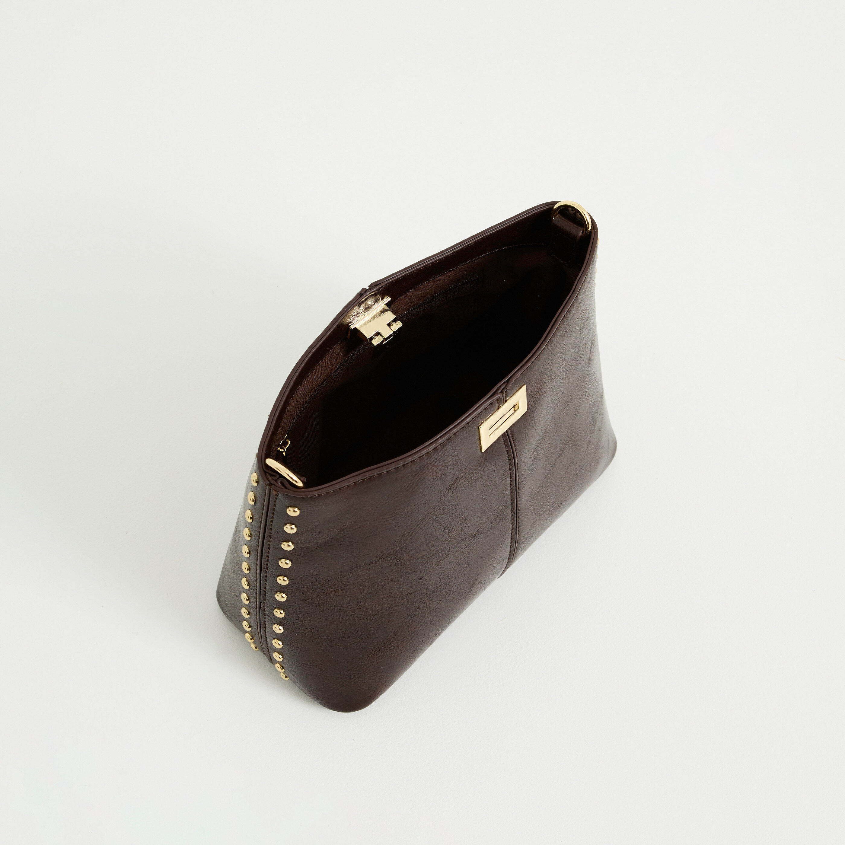 Sac seau clout&eacute; femme