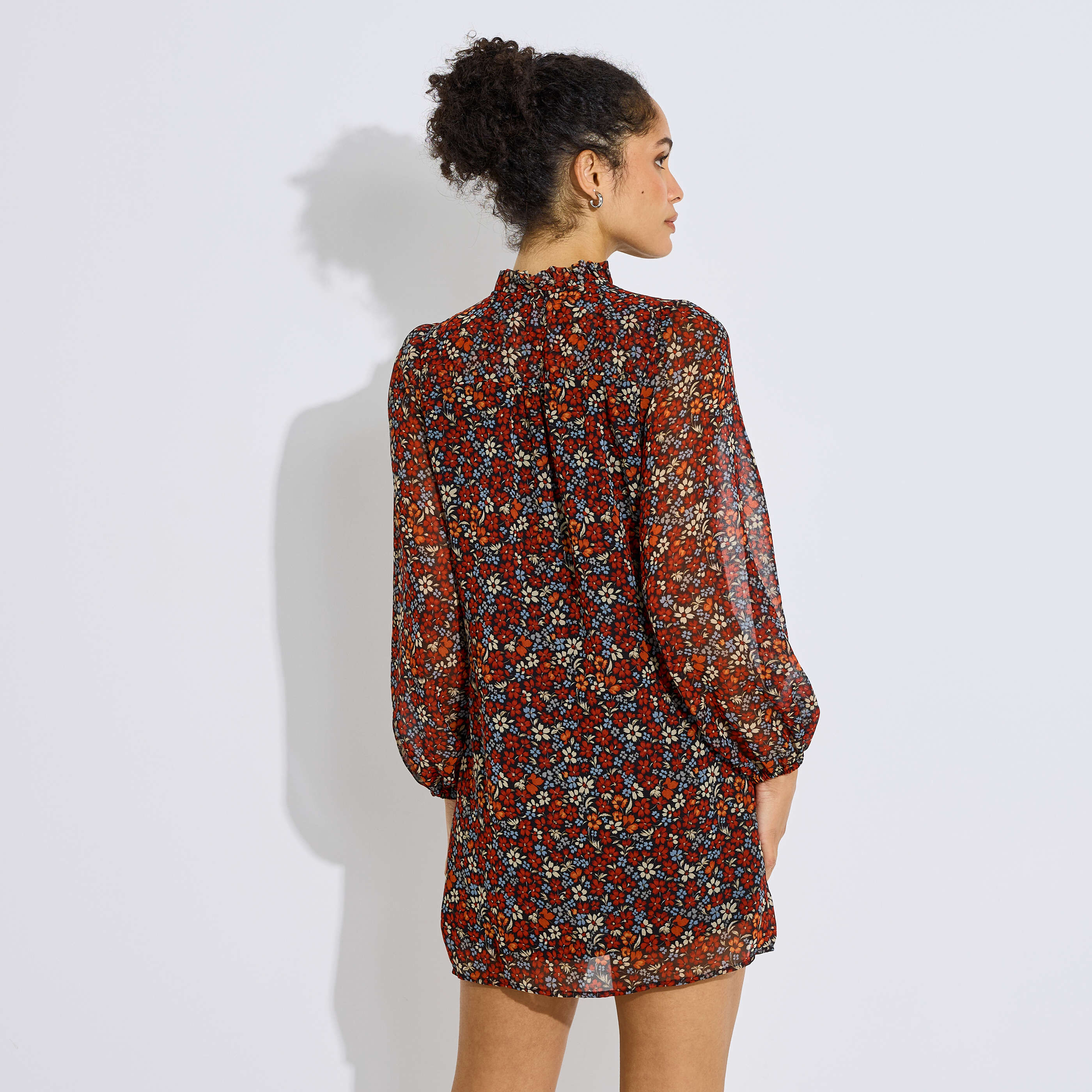 Robe courte imprim&eacute; fleurs femme