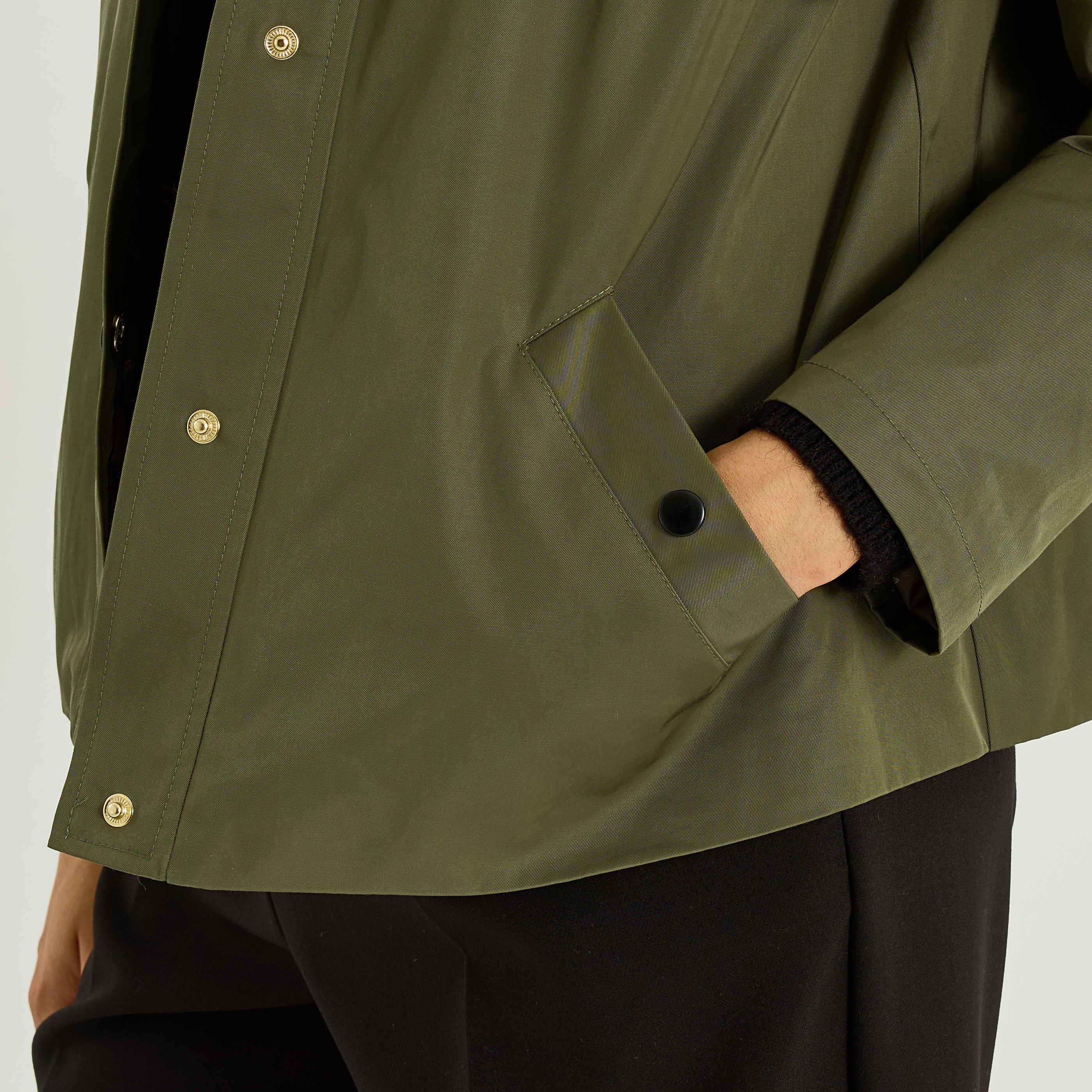 Parka courte &agrave; capuche femme