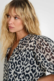 Blouse col V à imprimé léopard femme
