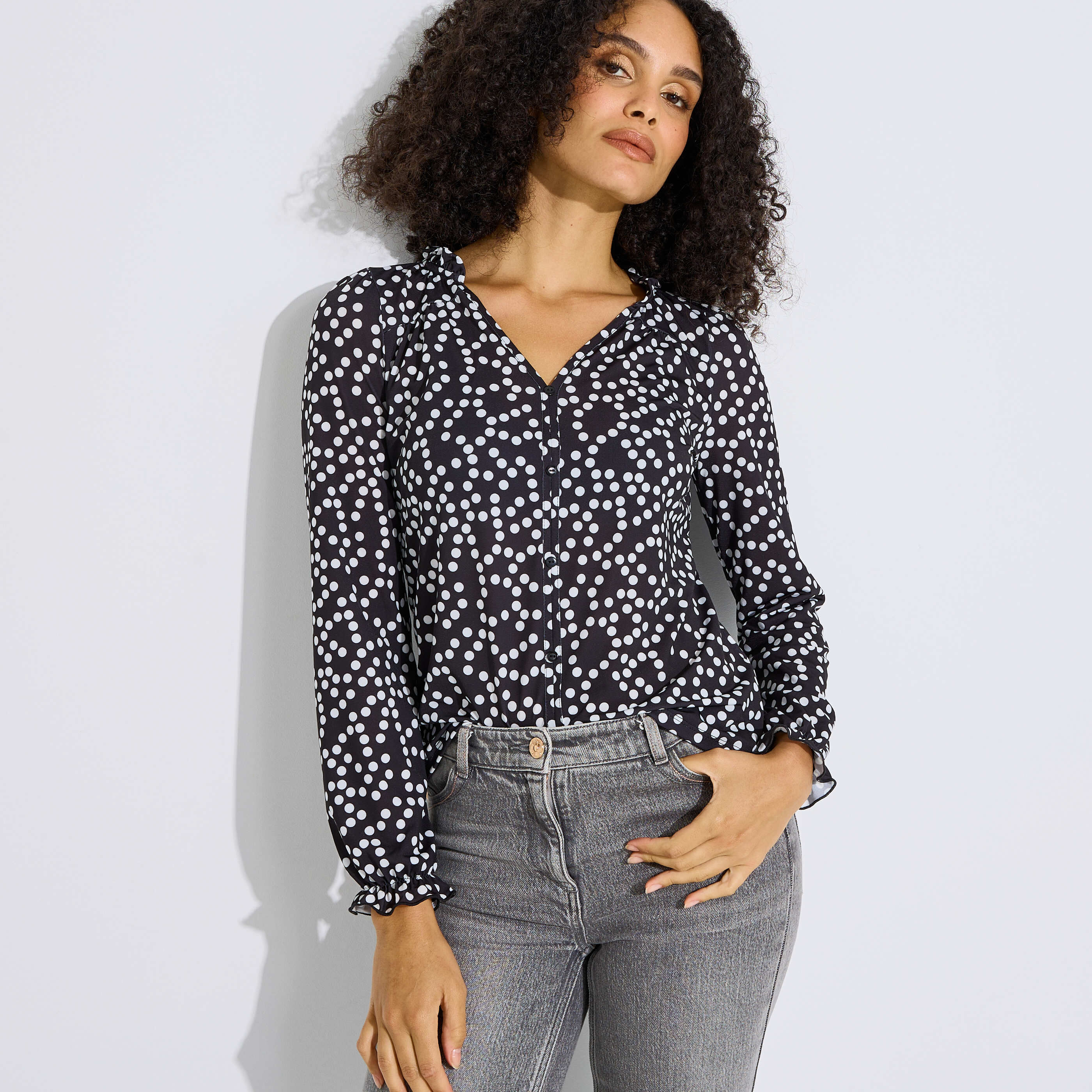 Blouse fluide imprim&eacute;e &agrave; pois femme