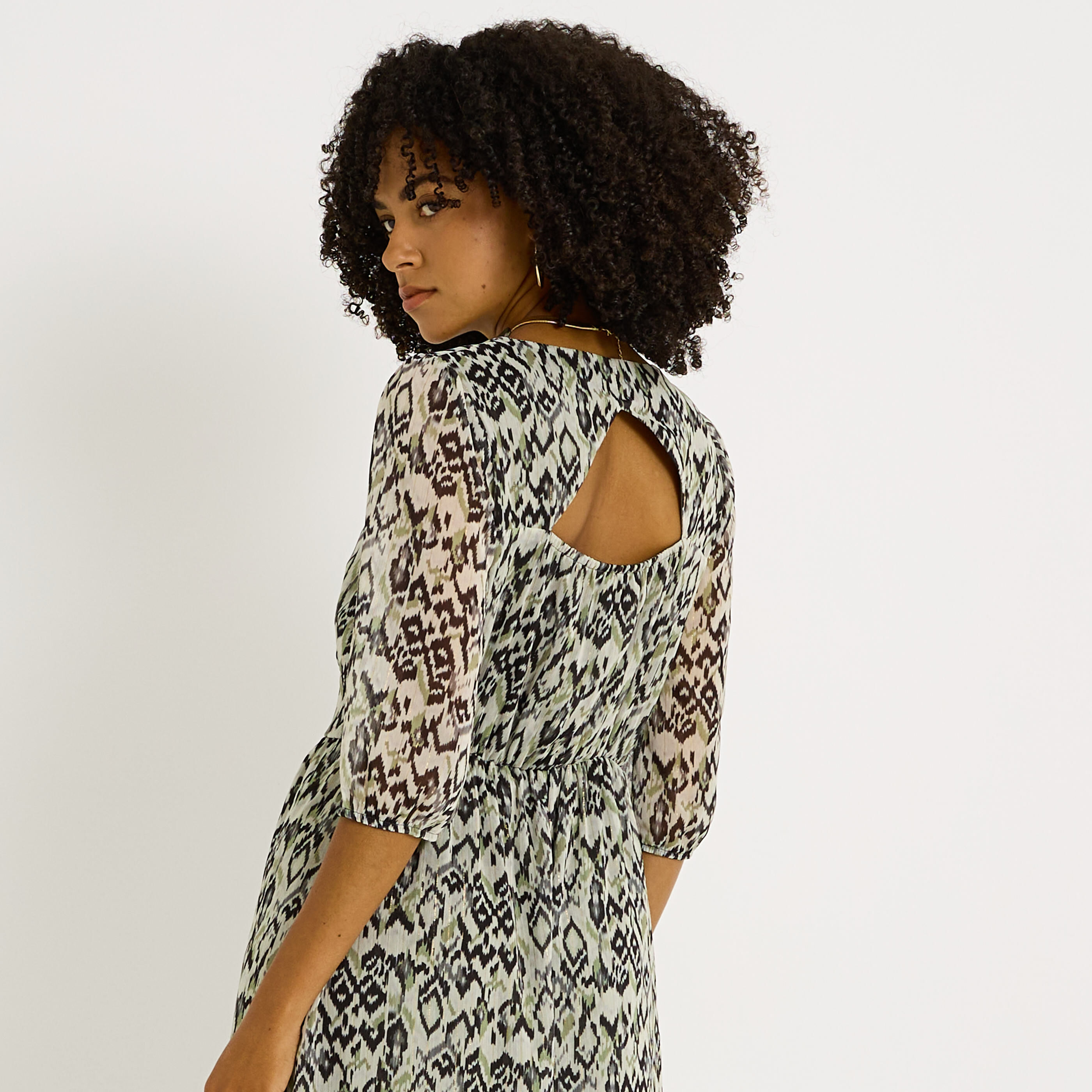 Robe longue imprim&eacute;e col V 