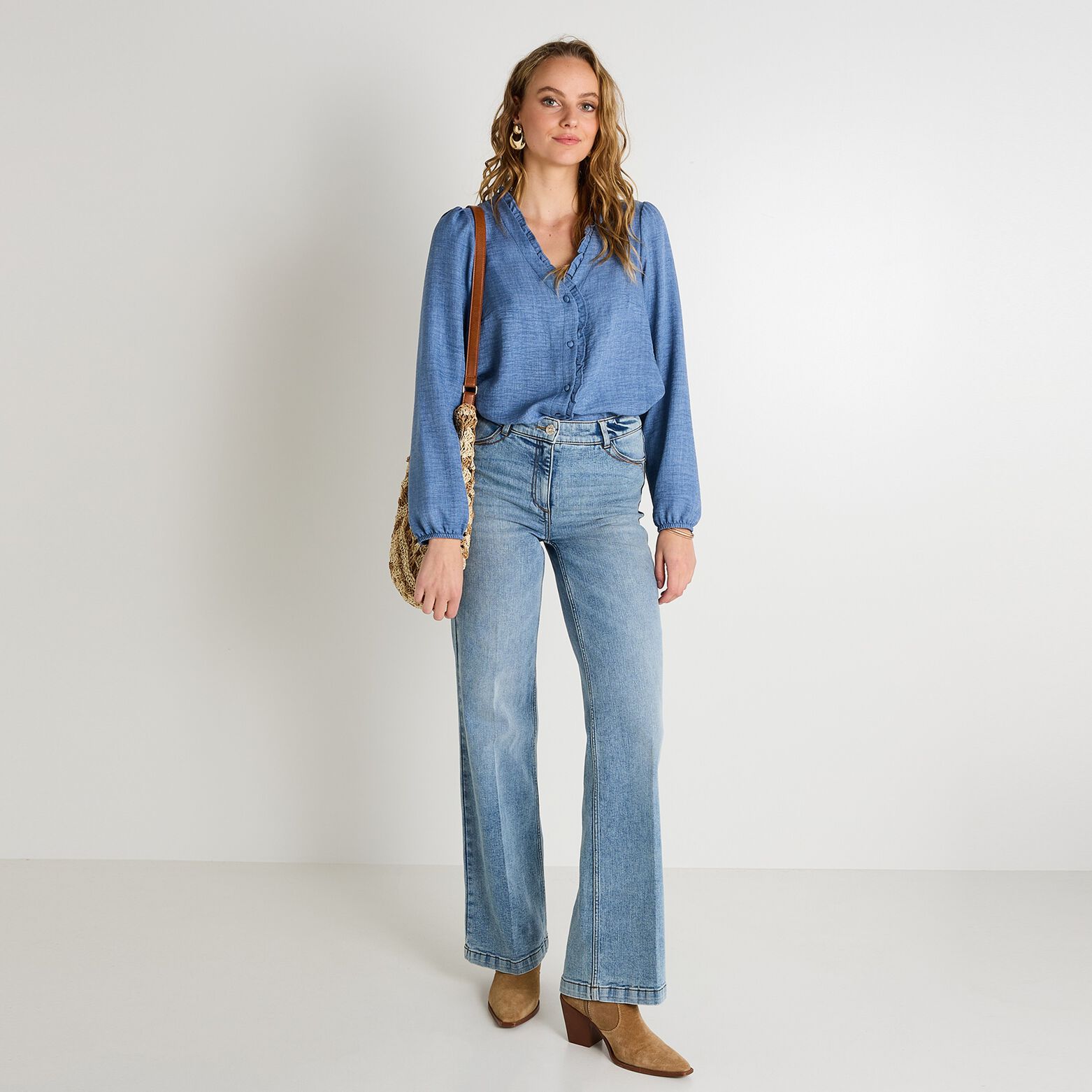 Chemise à volants femme