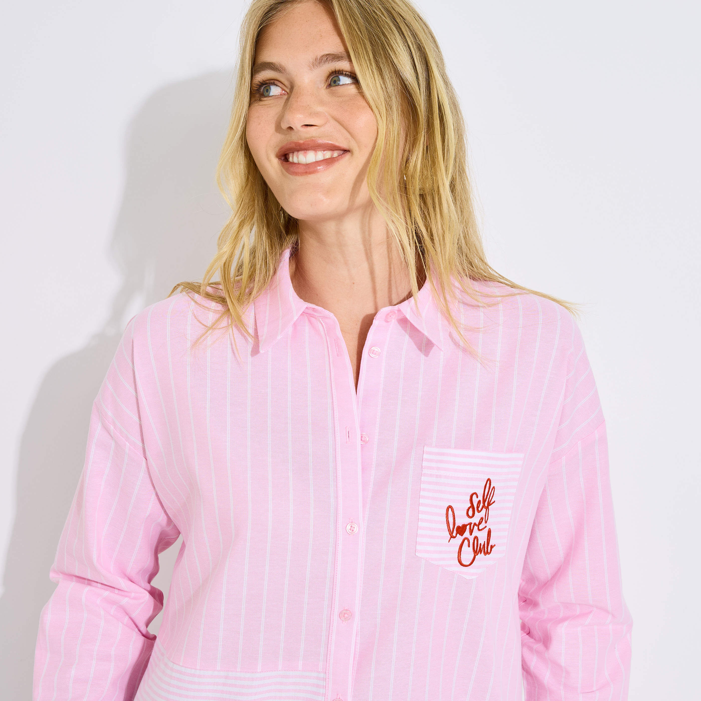 Chemise ray&eacute;e broderie femme