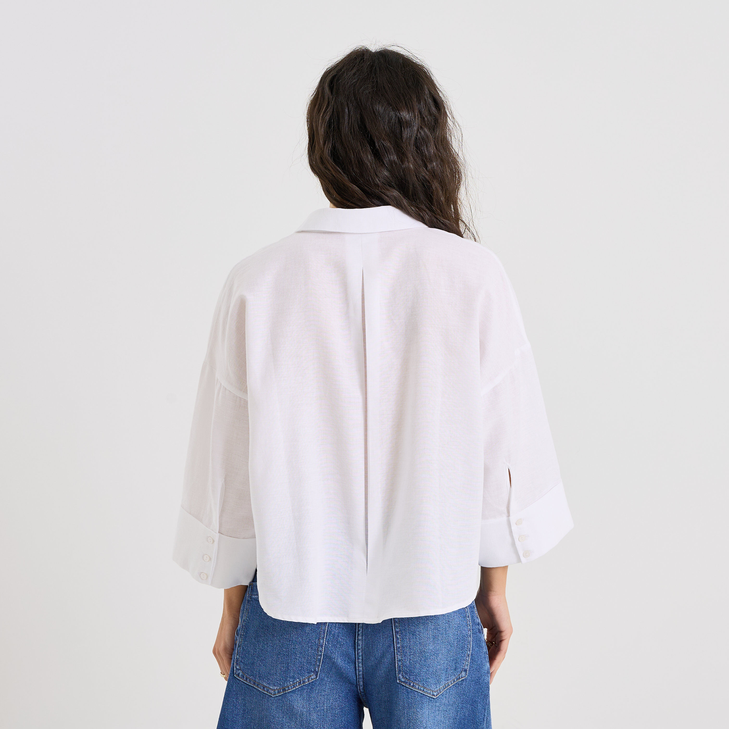 Chemise d&eacute;tail broderie femme