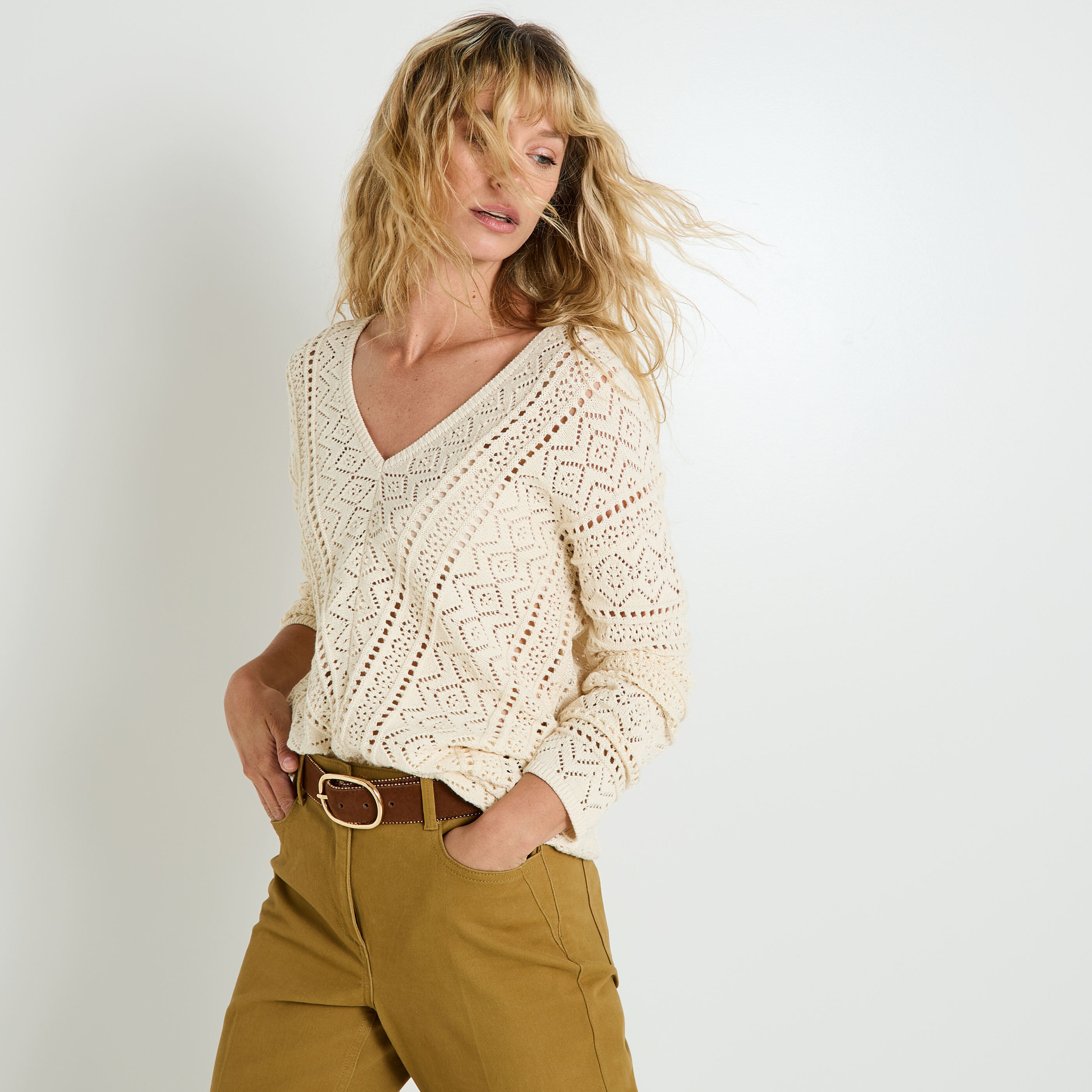 Pull col V manches longues femme