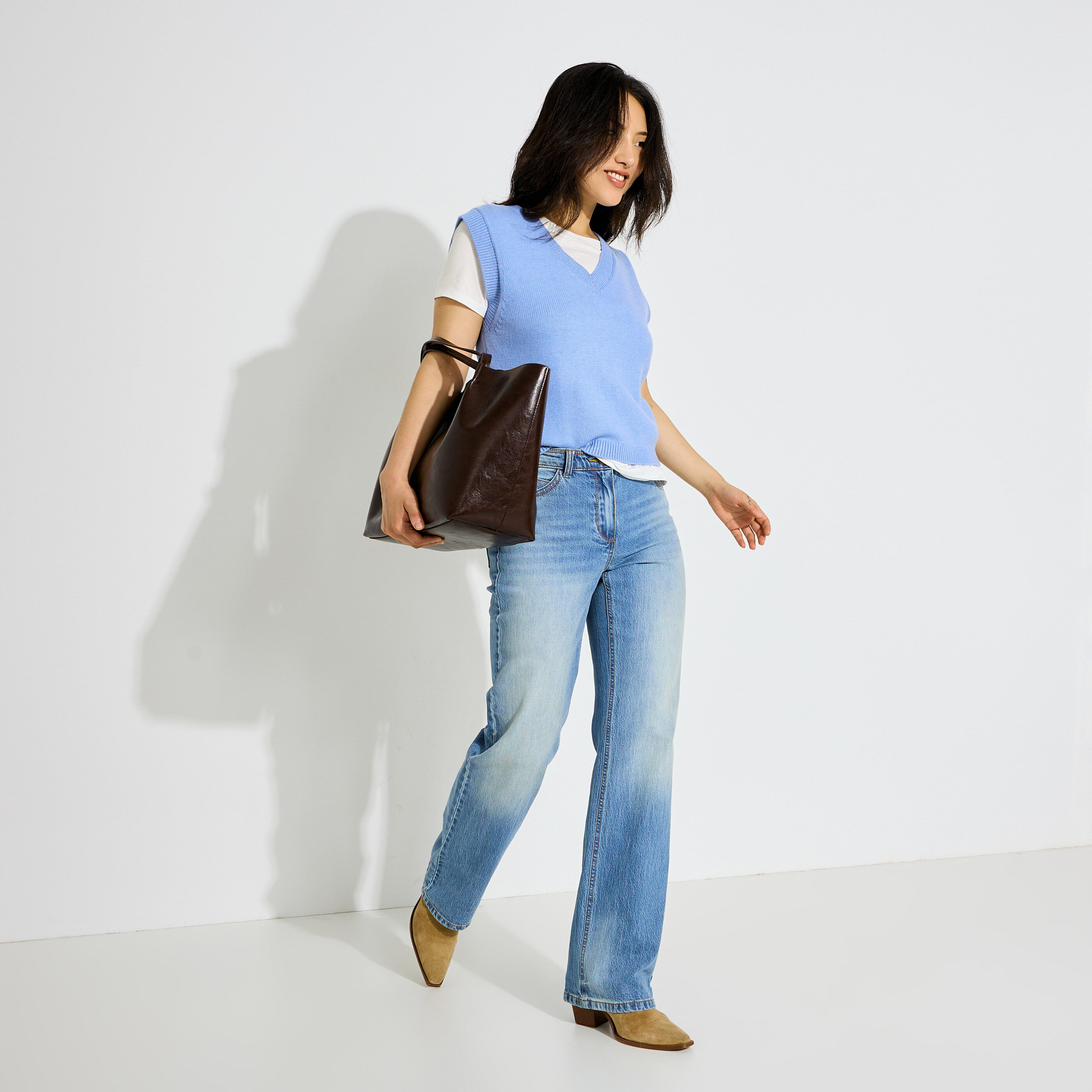 Pull sans manches col V femme