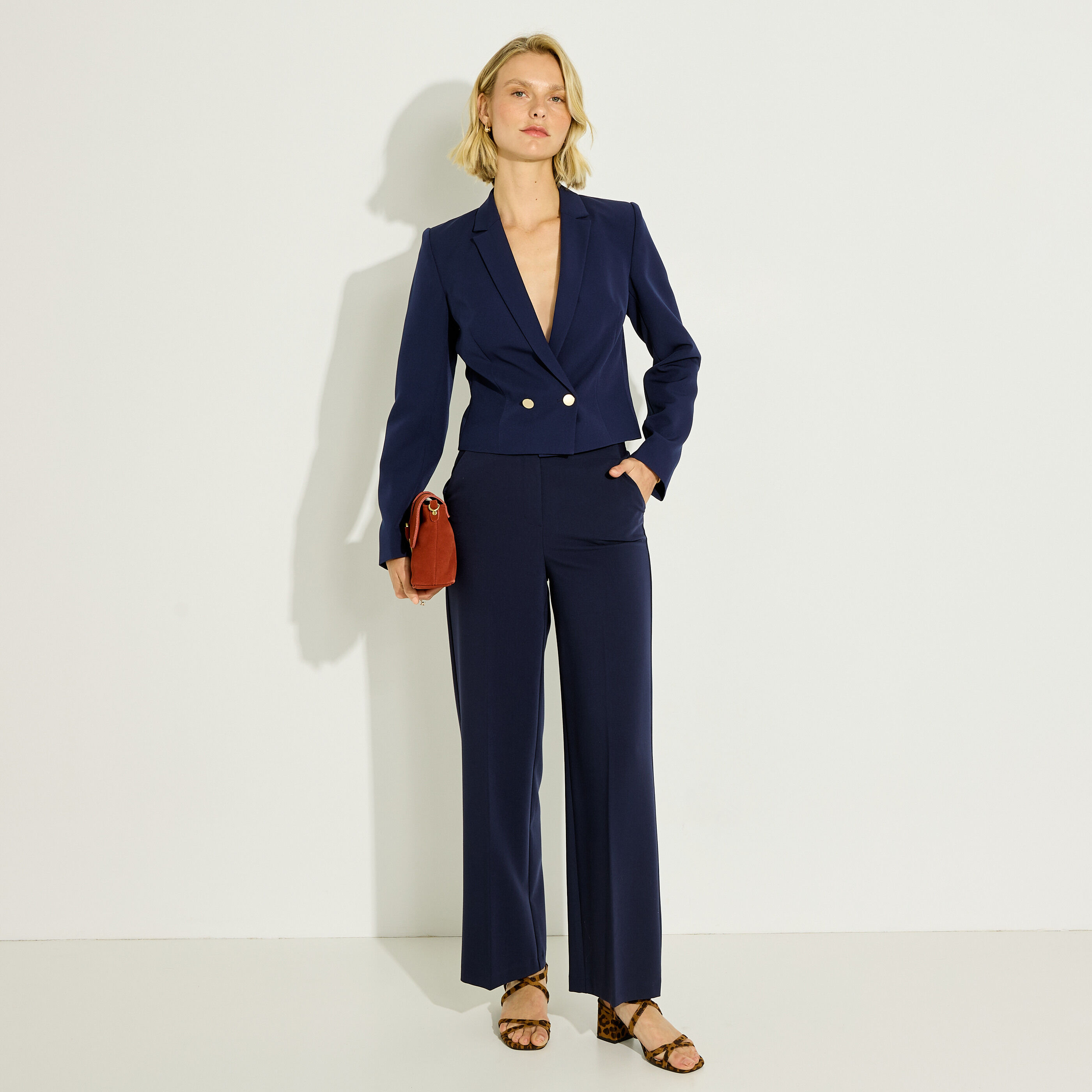 Blazer court cintr&eacute; femme