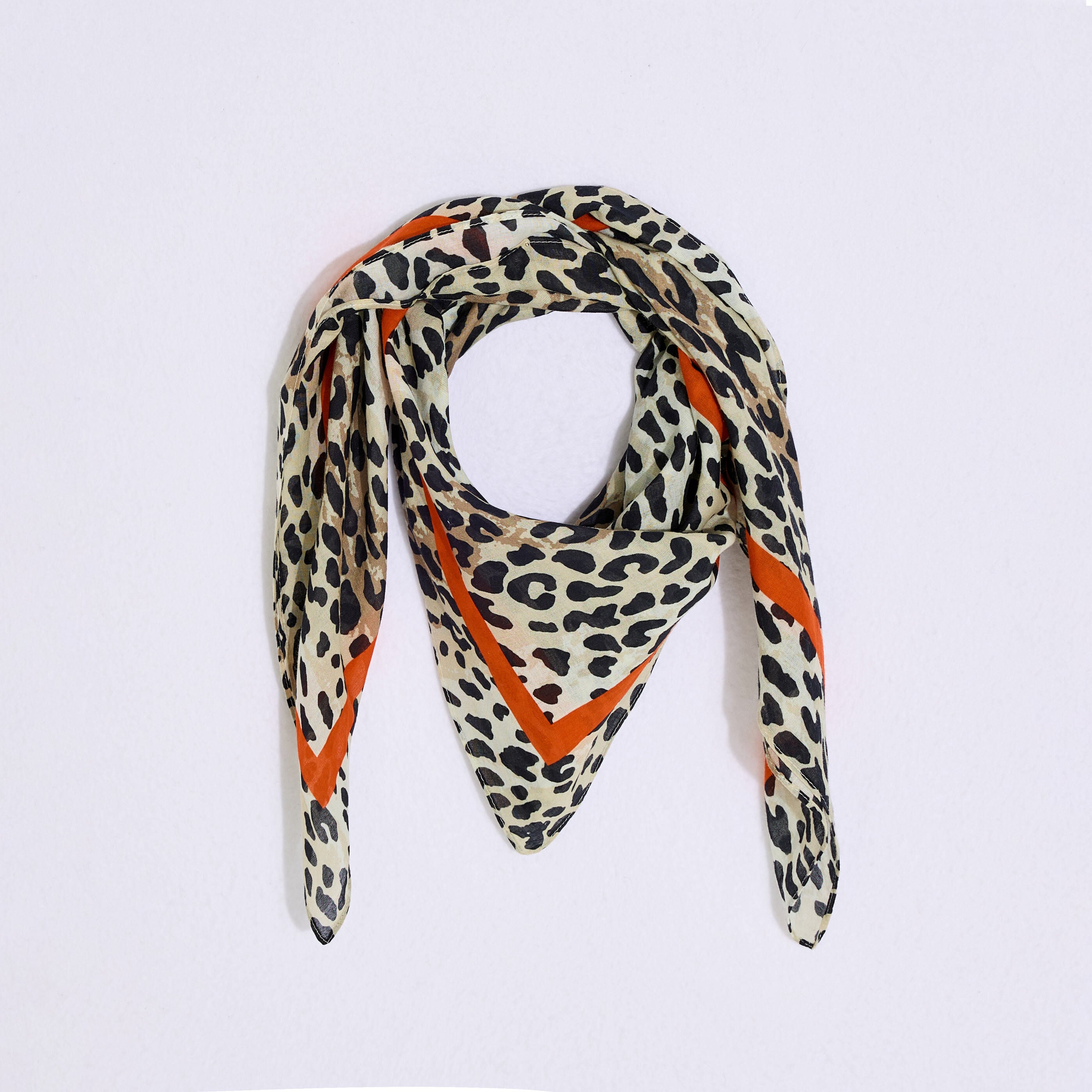 Foulard carr&eacute; imprim&eacute; l&eacute;opard femme
