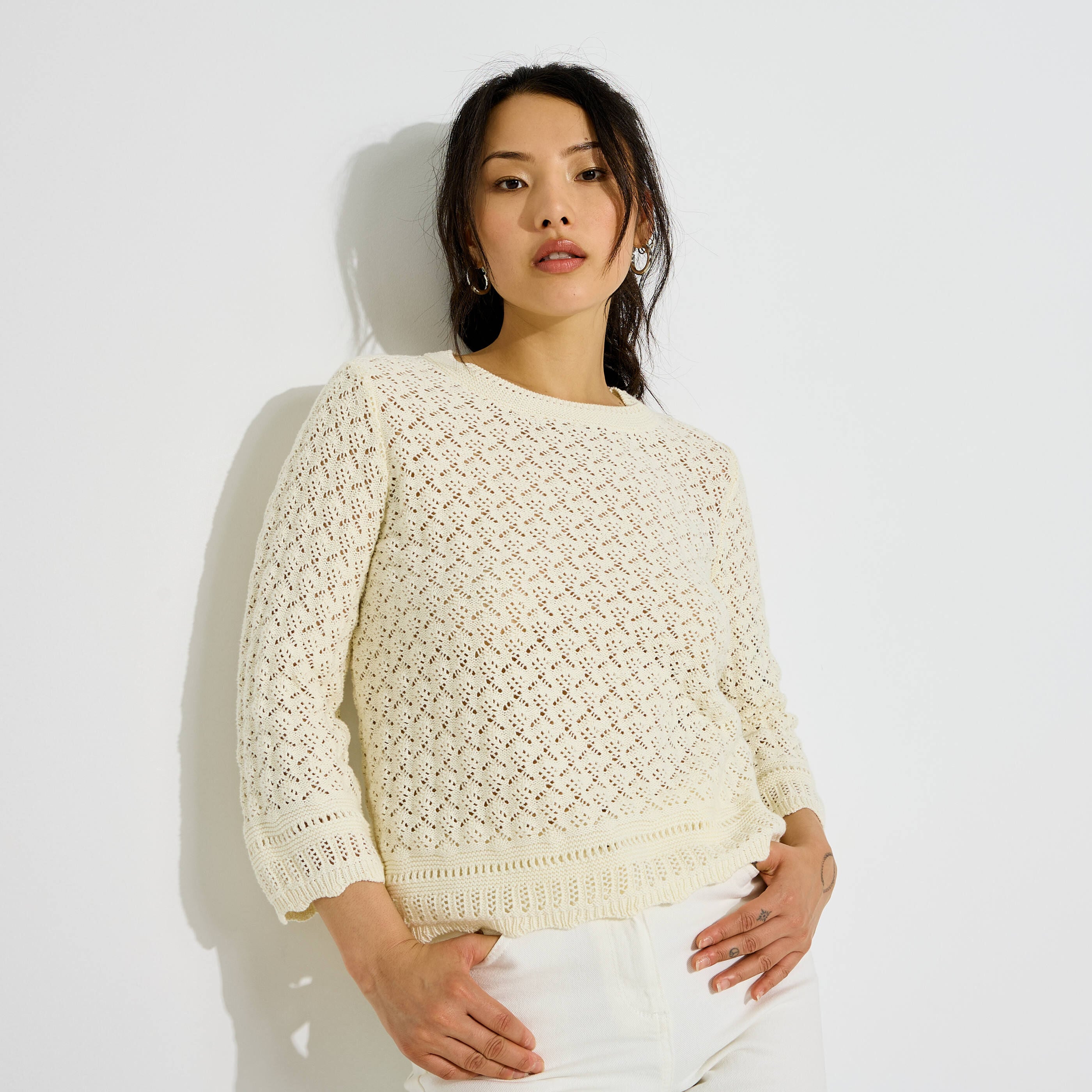 Pull col rond ajour&eacute; femme