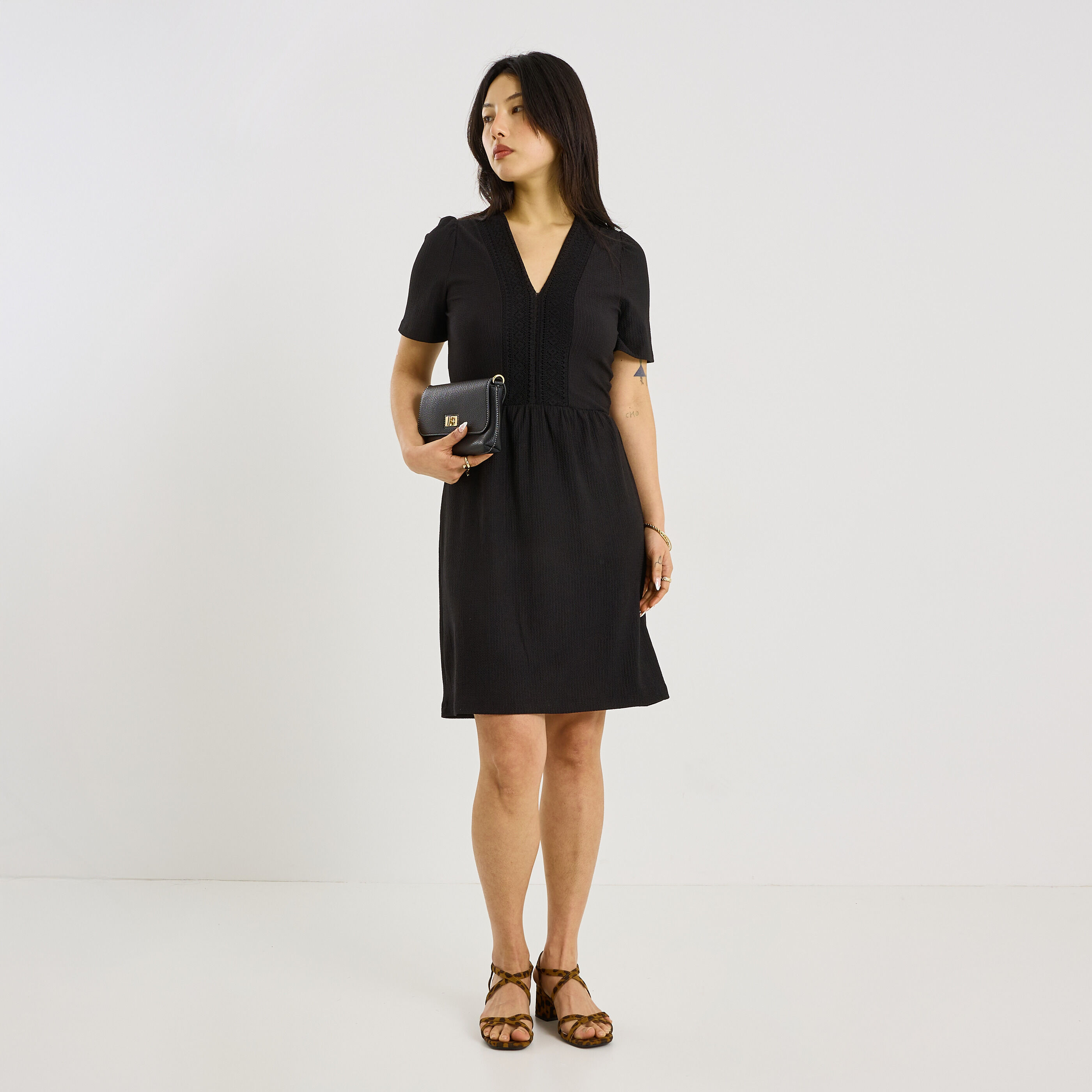 Robe en maille unie taille &eacute;lastiqu&eacute;e