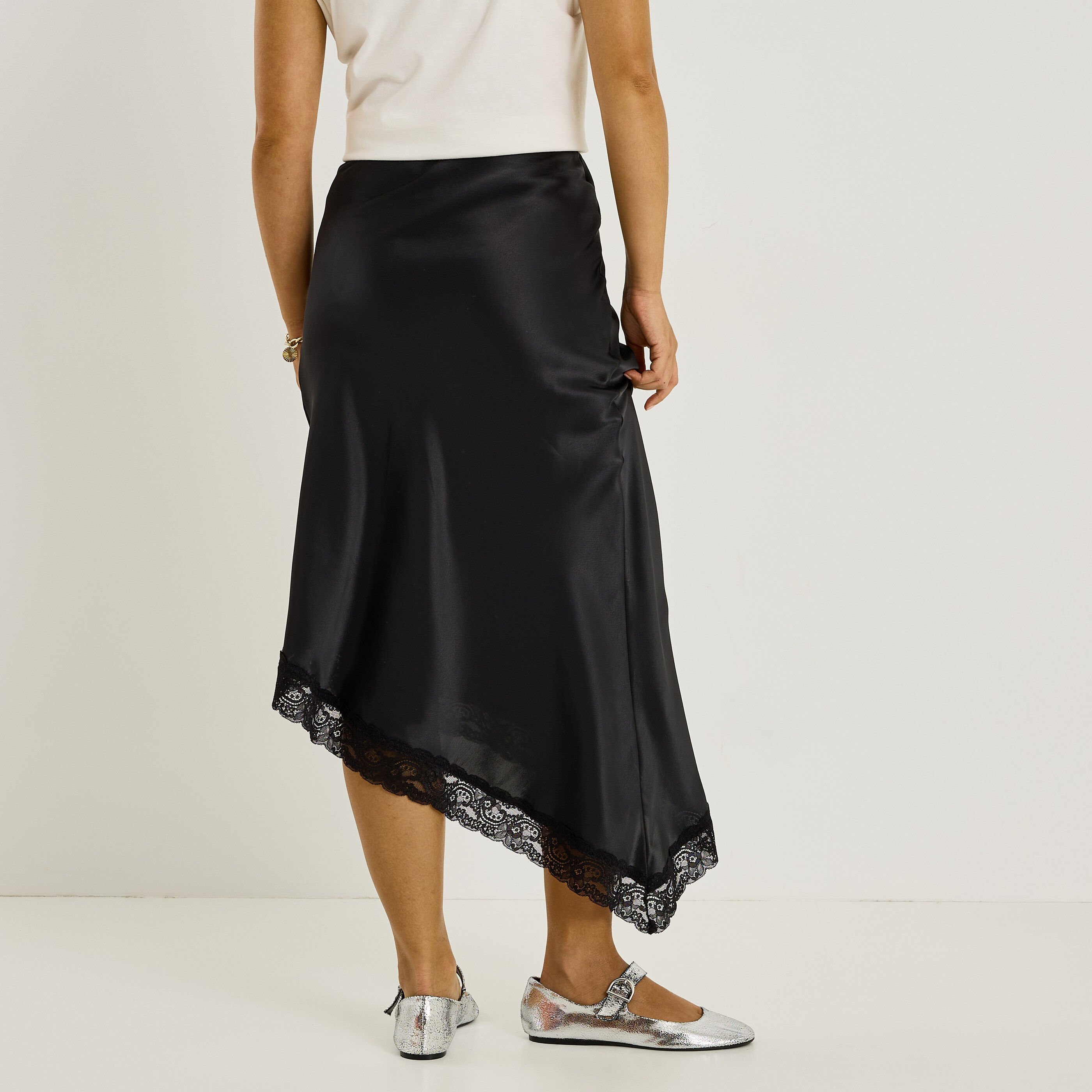 Jupe longue satin&eacute;e asym&eacute;trique 