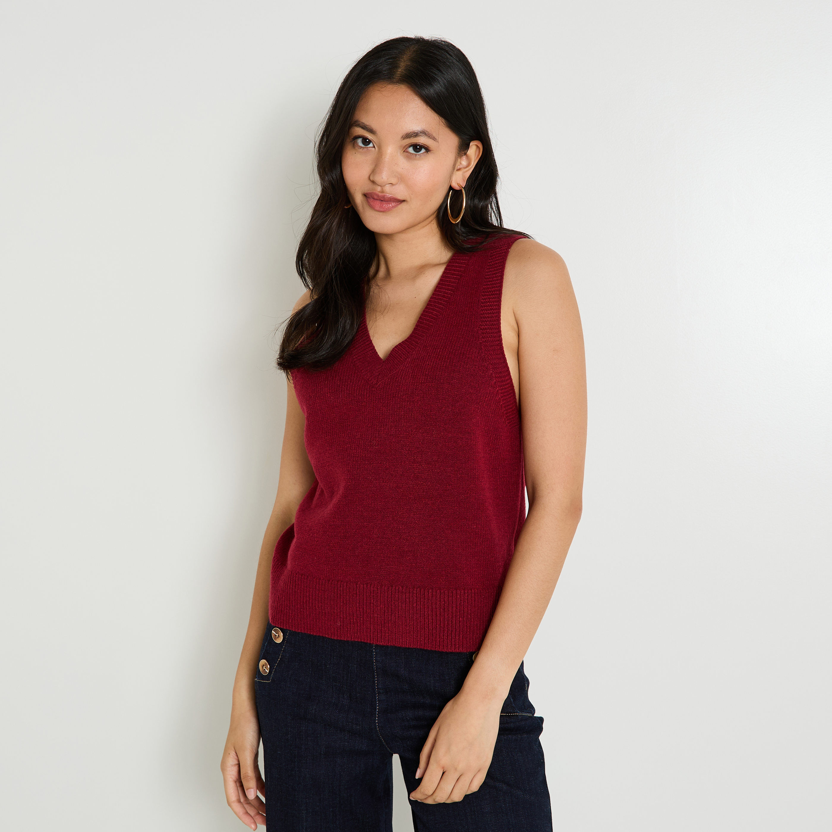 Pull sans manches &agrave; col V femme