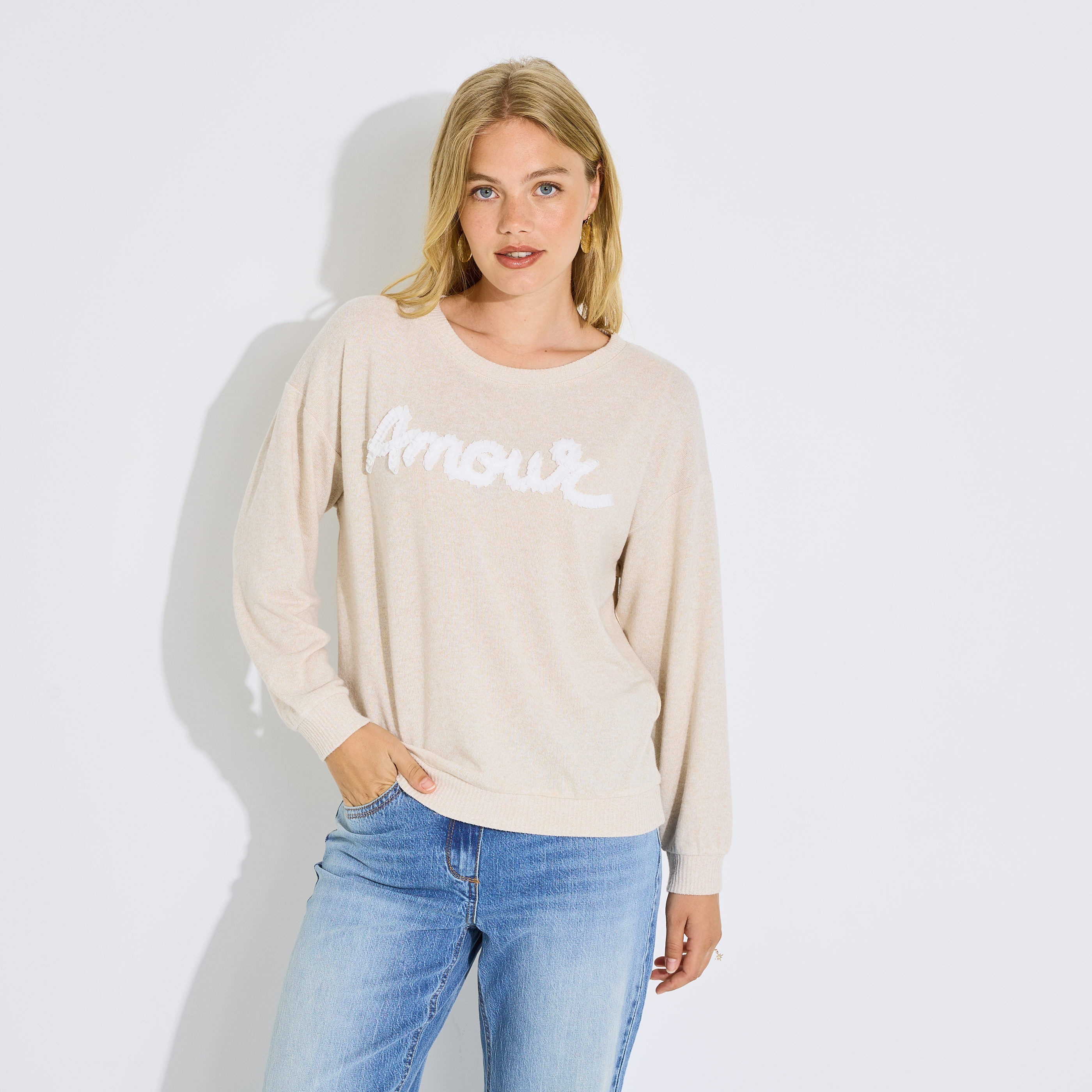 Sweat fin inscription amour femme