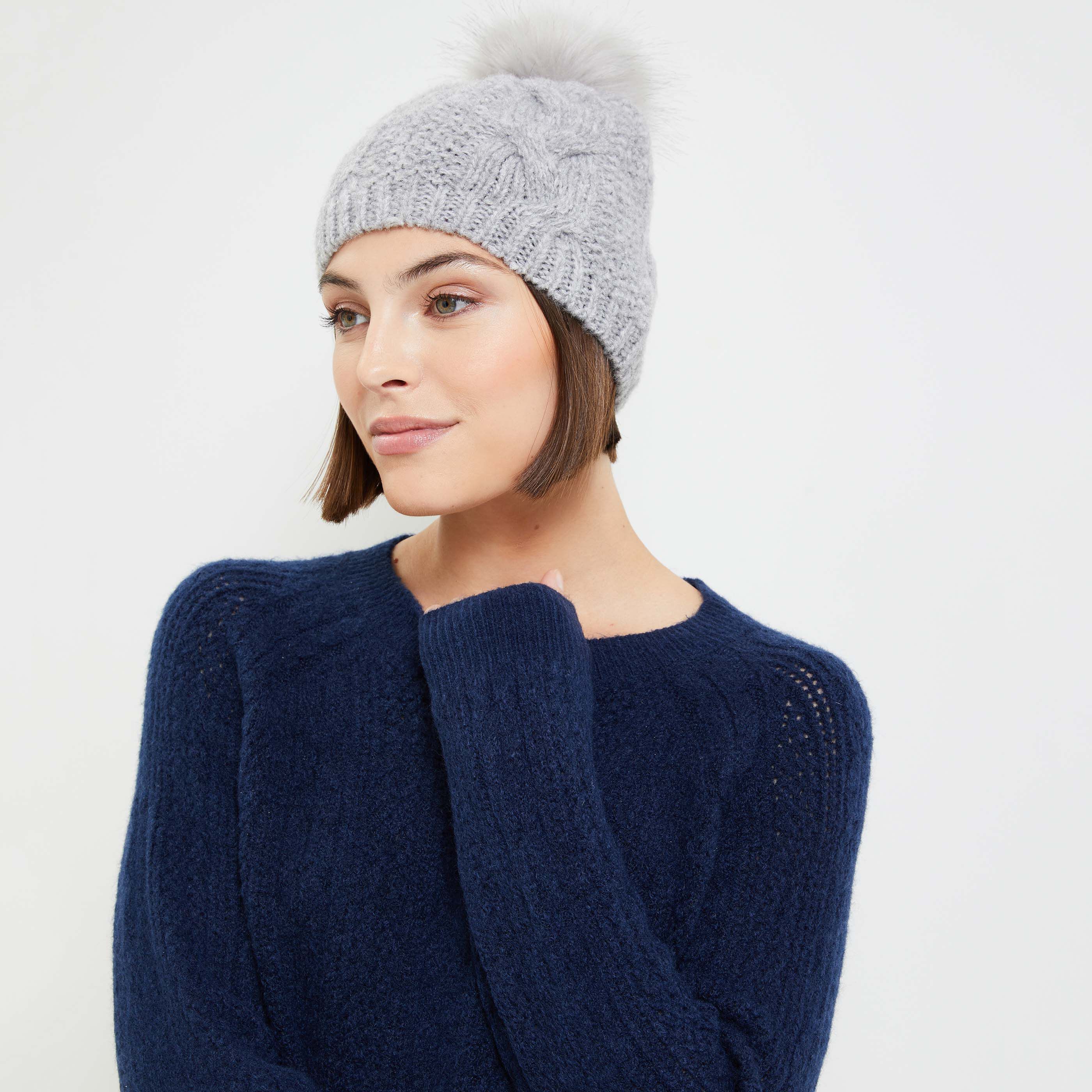 Bonnet torsad&eacute; femme