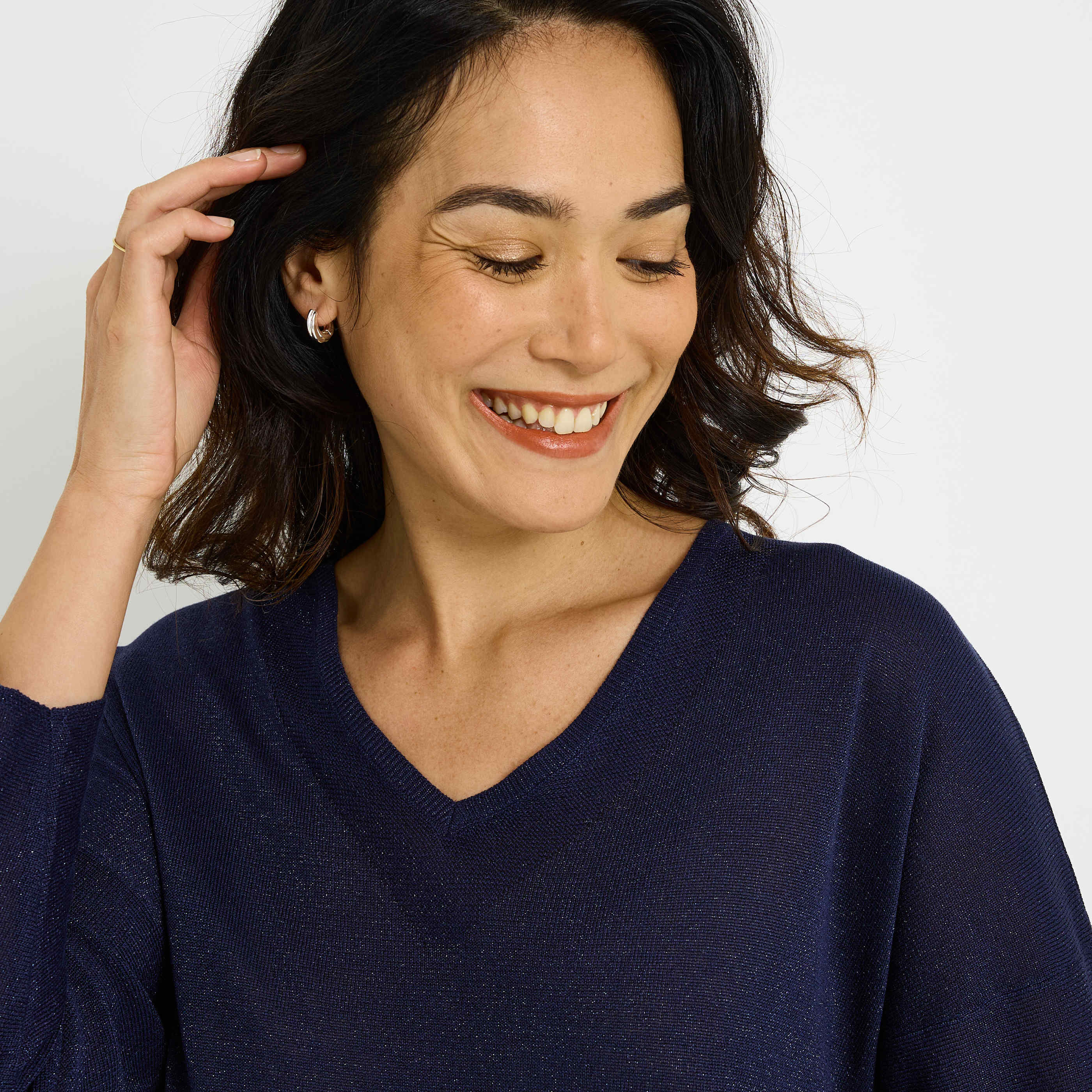 Pull brillant &agrave; col V femme