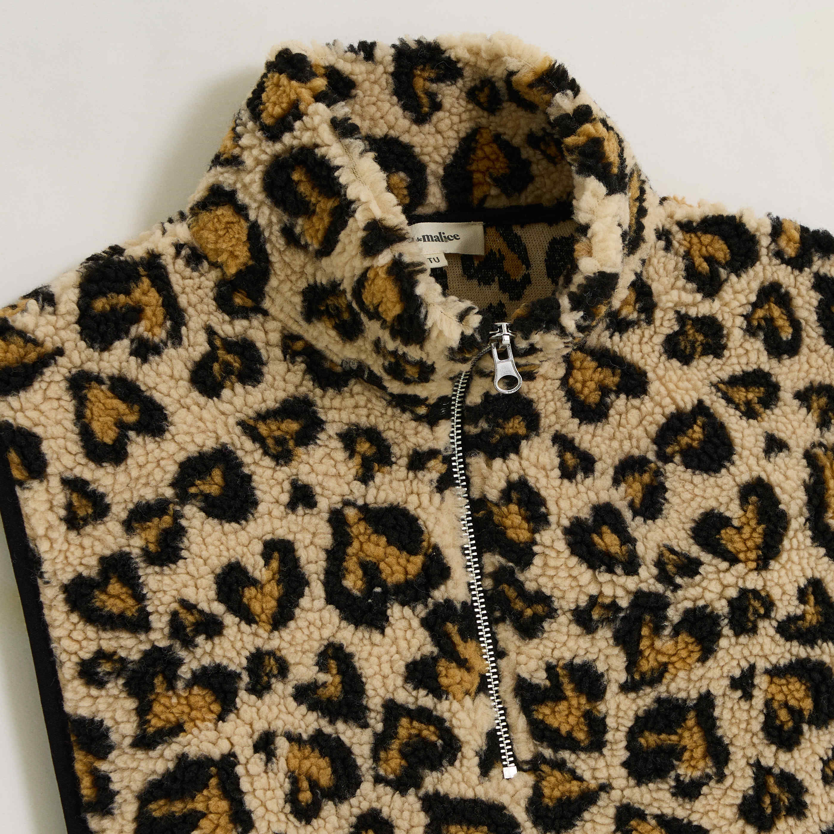 Col zipp&eacute; imprim&eacute; l&eacute;opard femme