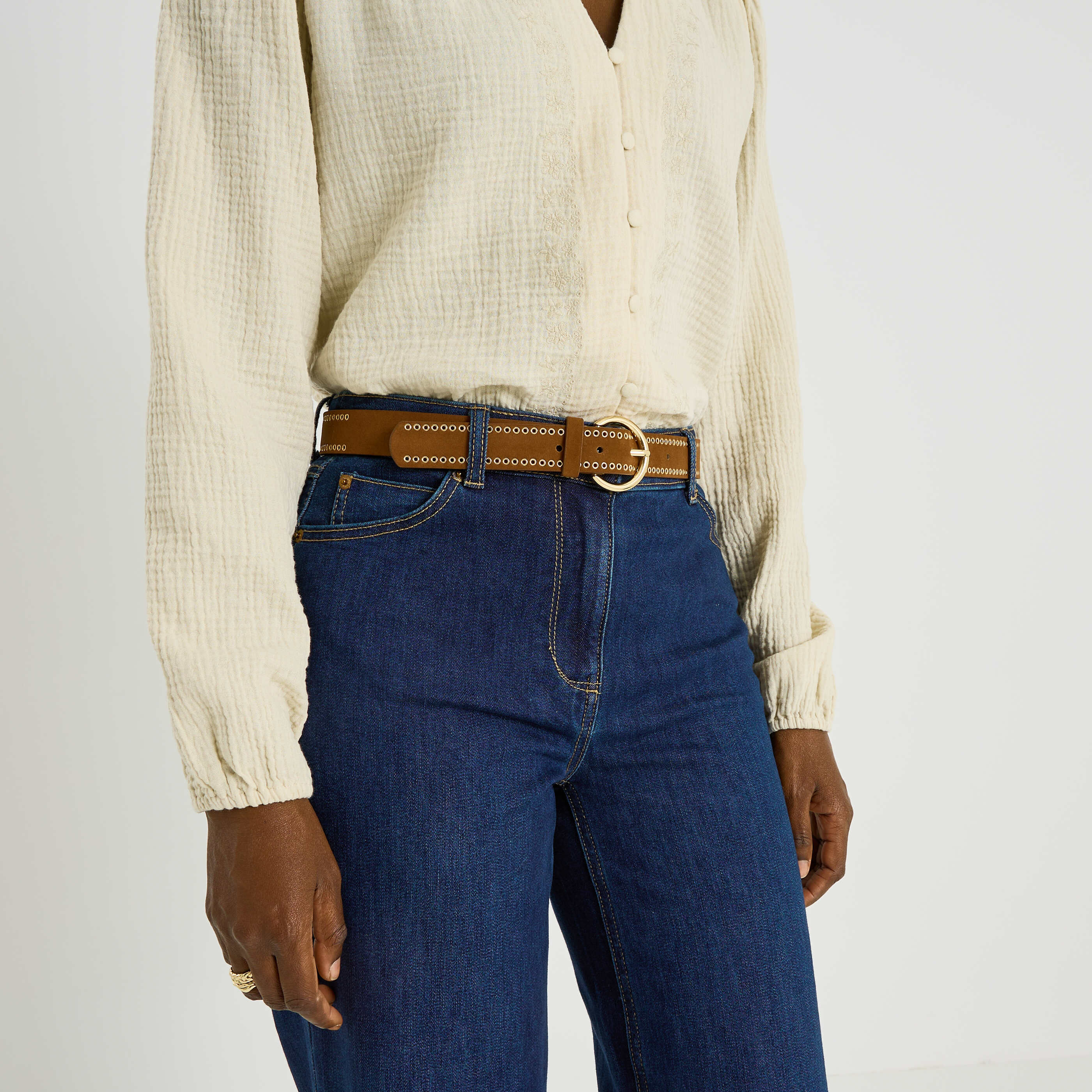 Ceinture &agrave; &oelig;illets femme