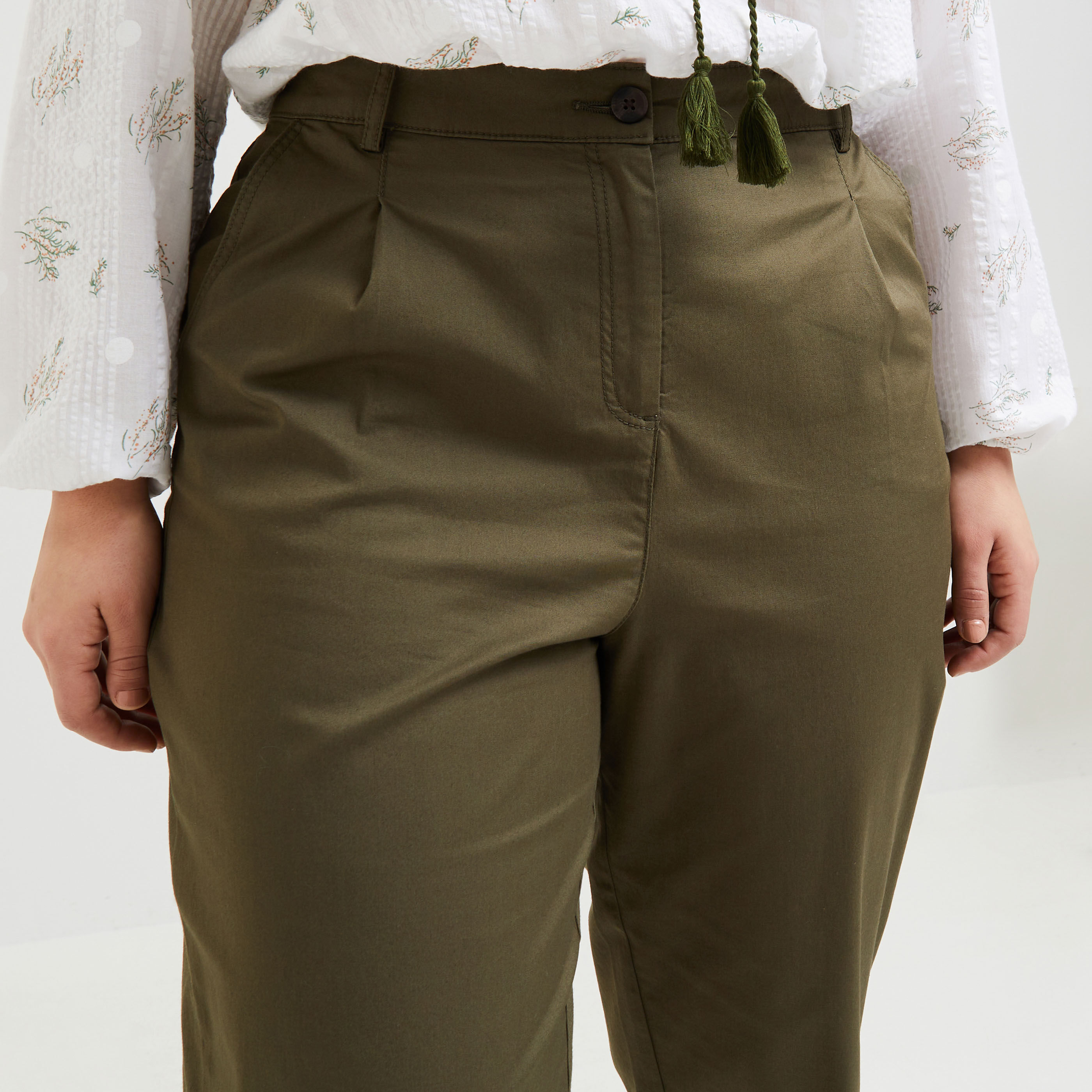 Pantalon chino raccourci femme