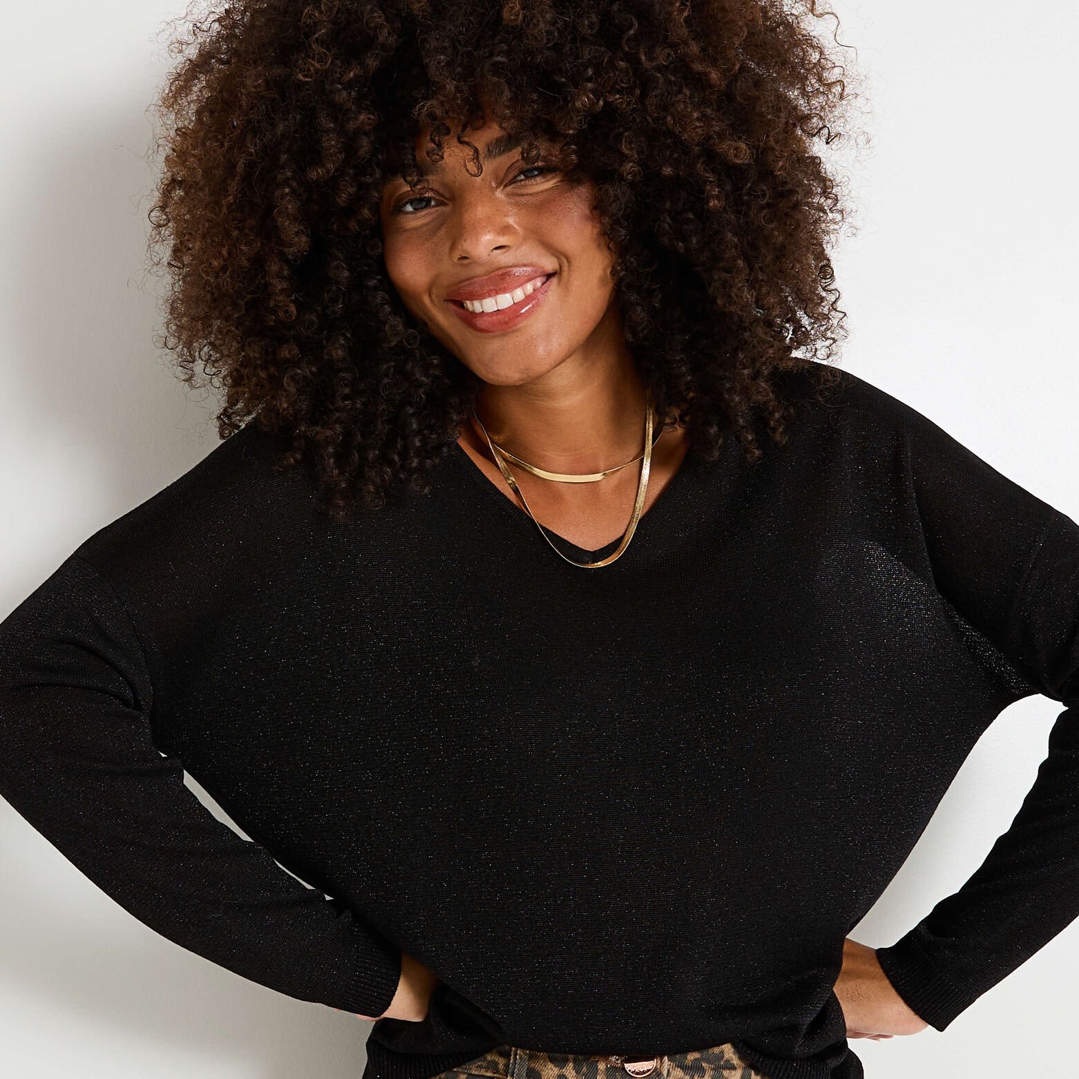 Pull brillant à col V femme
