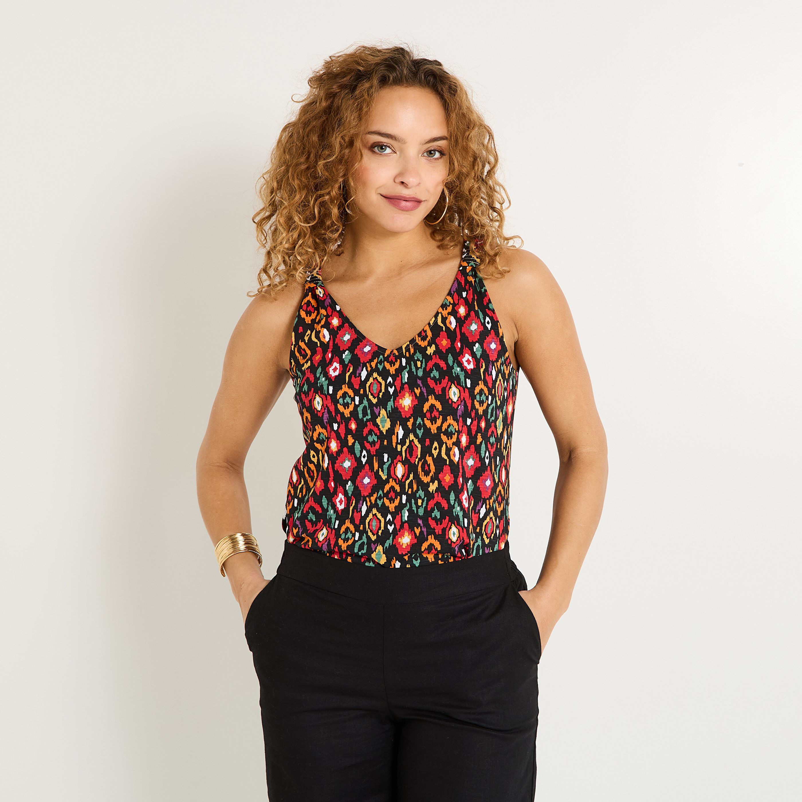 D&eacute;bardeur col V femme