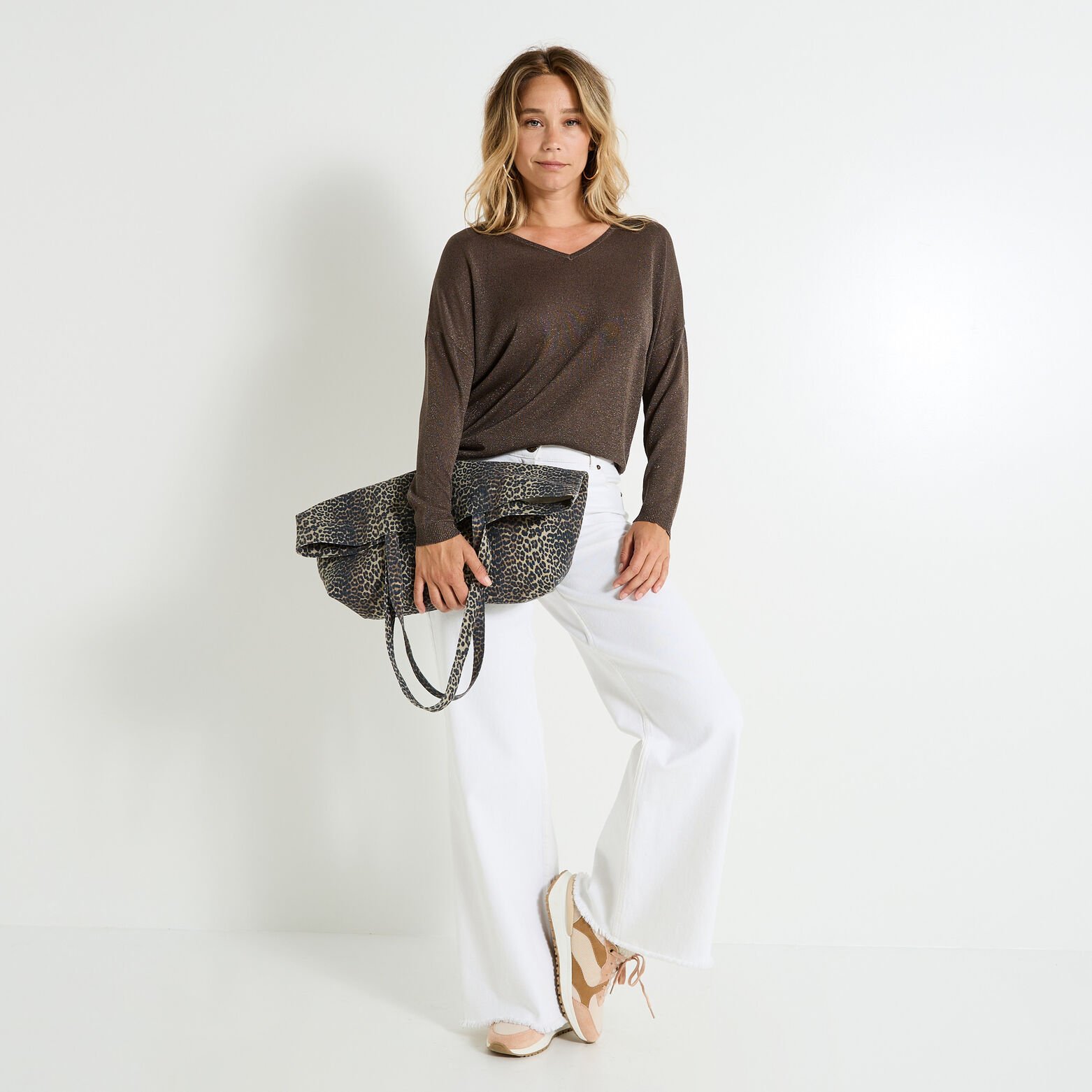 Pull brillant à col V femme