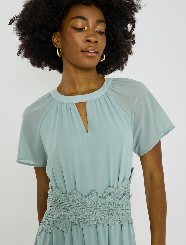 Robe longue unie habill&eacute;e 