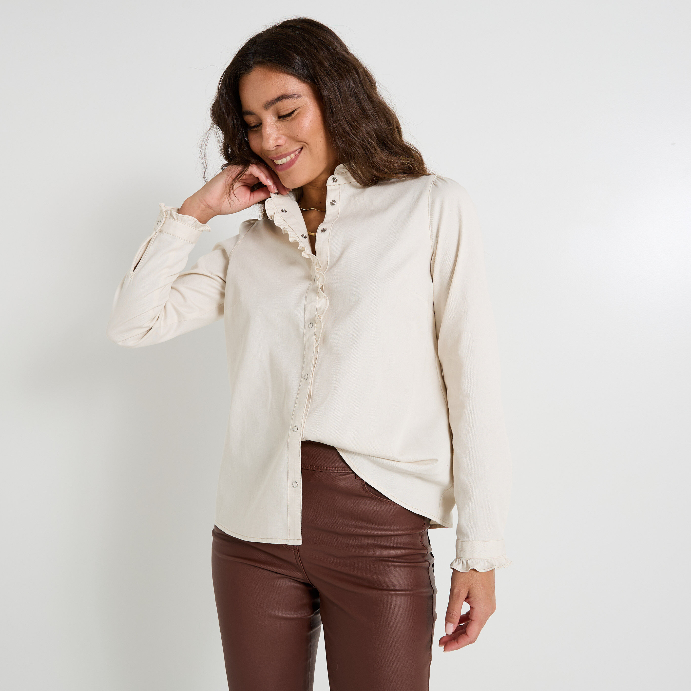 Chemise col volant&eacute; femme