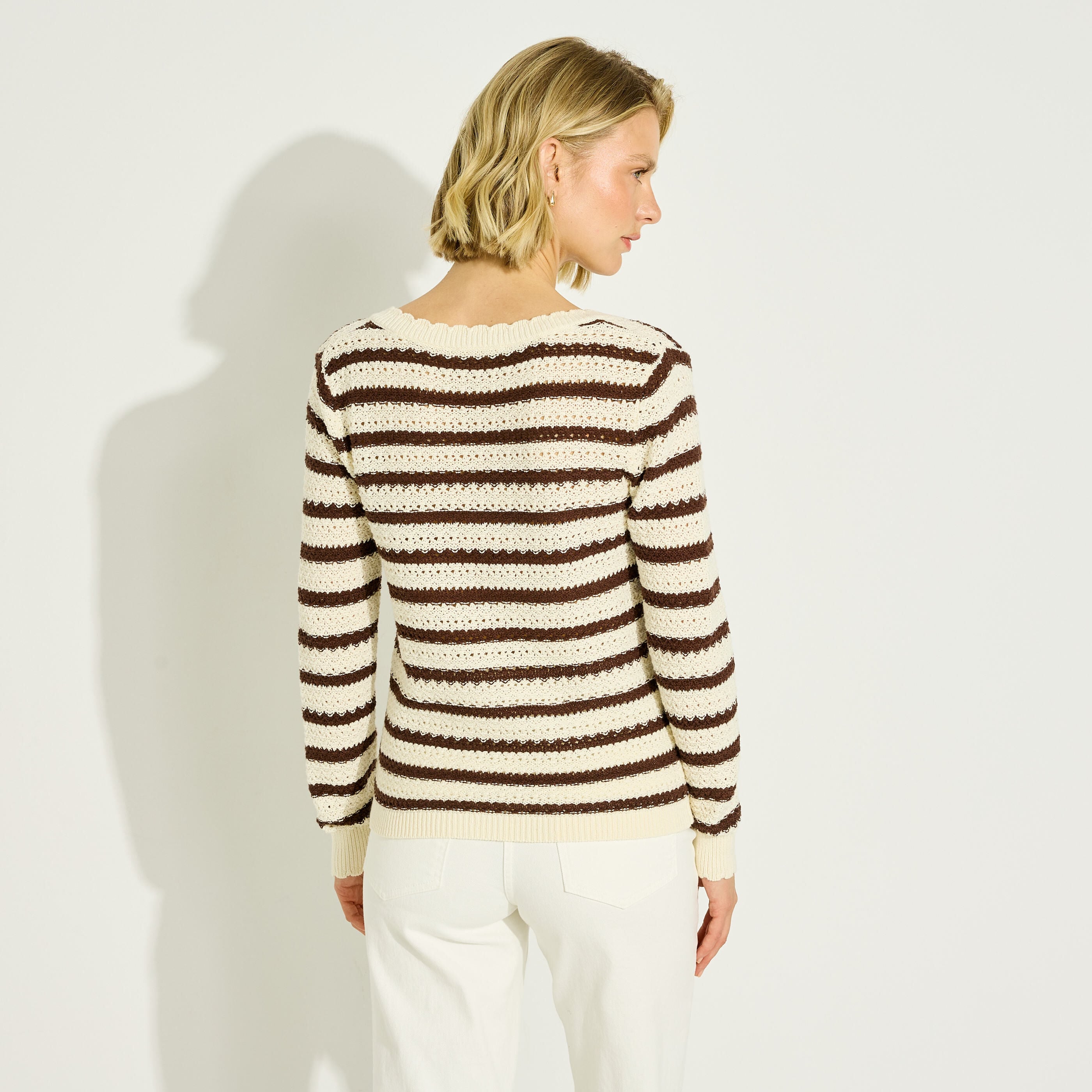Pull ray&eacute; en maille ajour&eacute;e femme