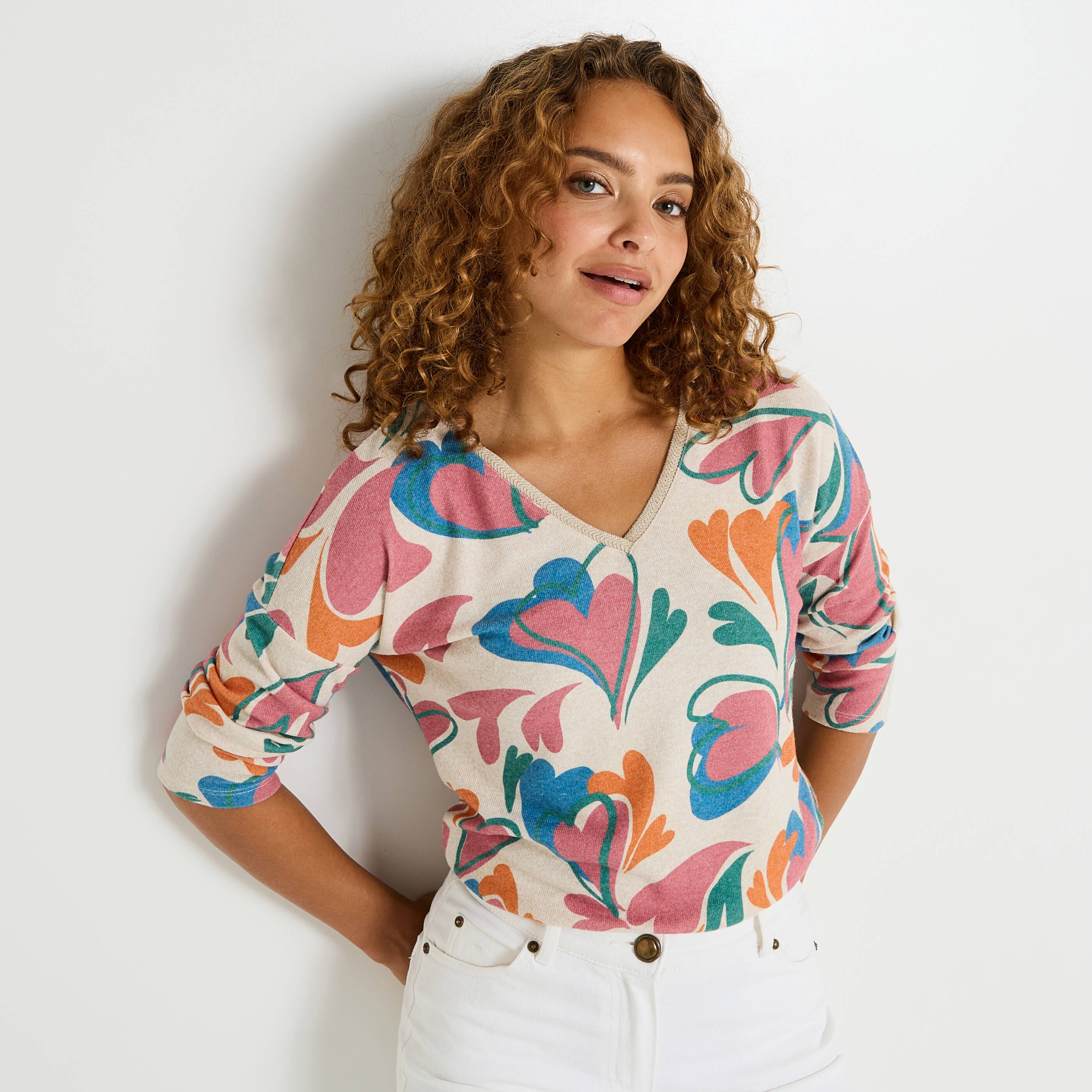 T-shirt imprim&eacute; &agrave; col V femme