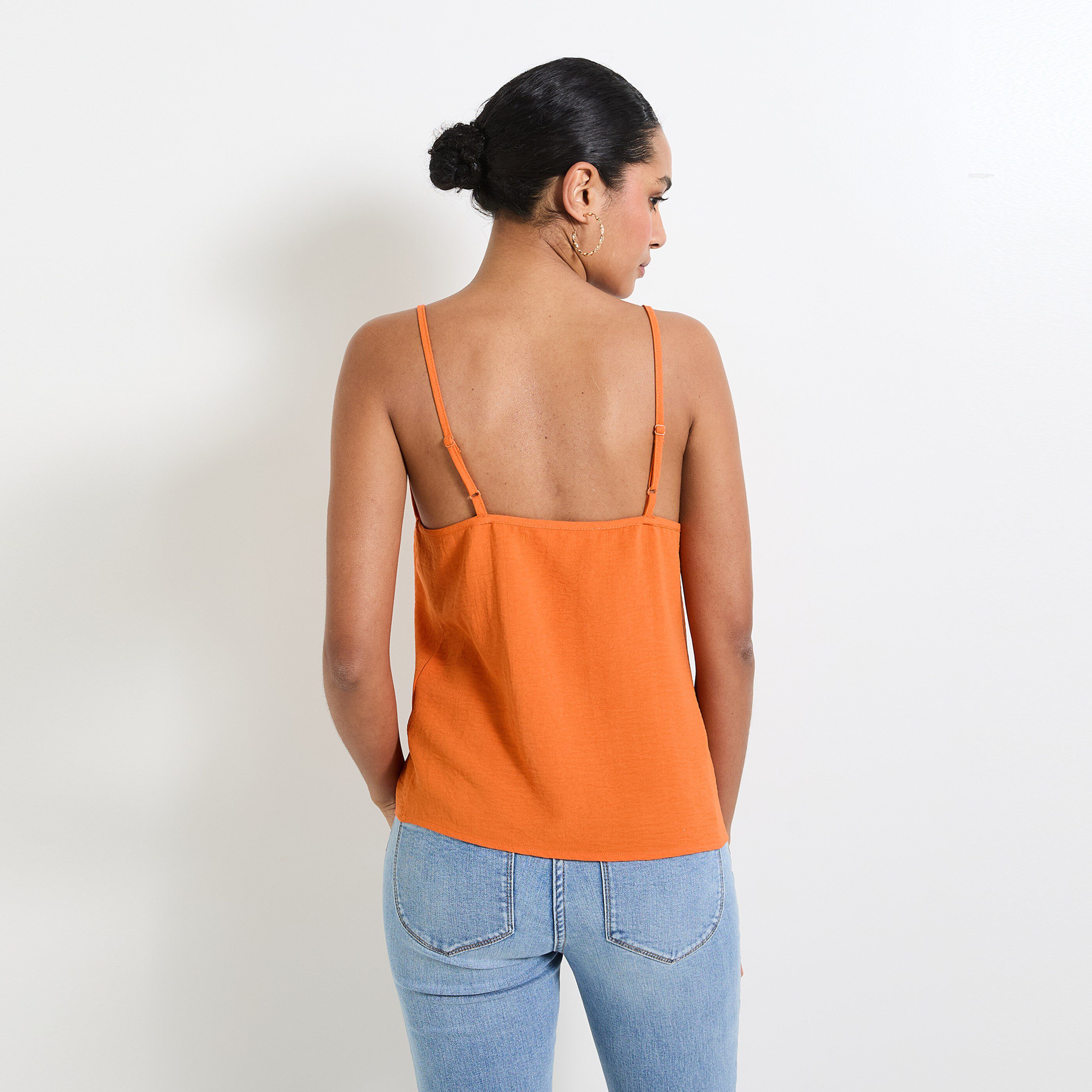 D&eacute;bardeur col V femme