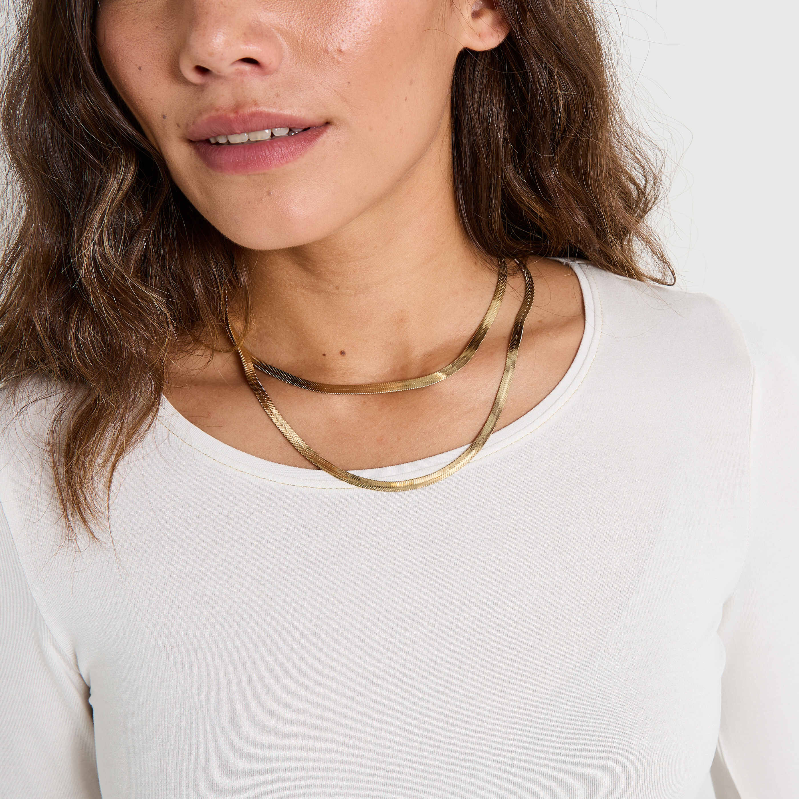 T-shirt uni &agrave; col rond femme