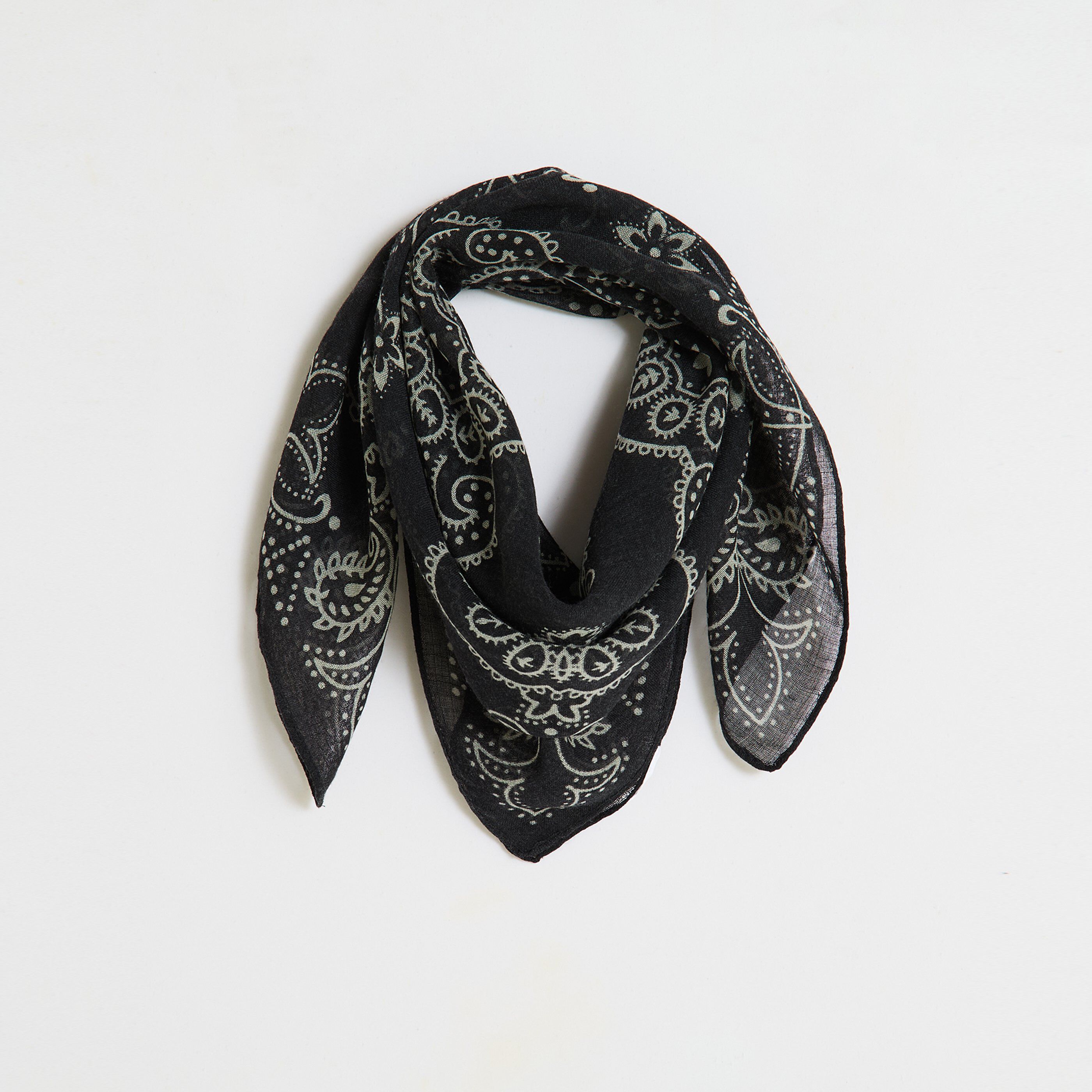 Foulard imprim&eacute; femme